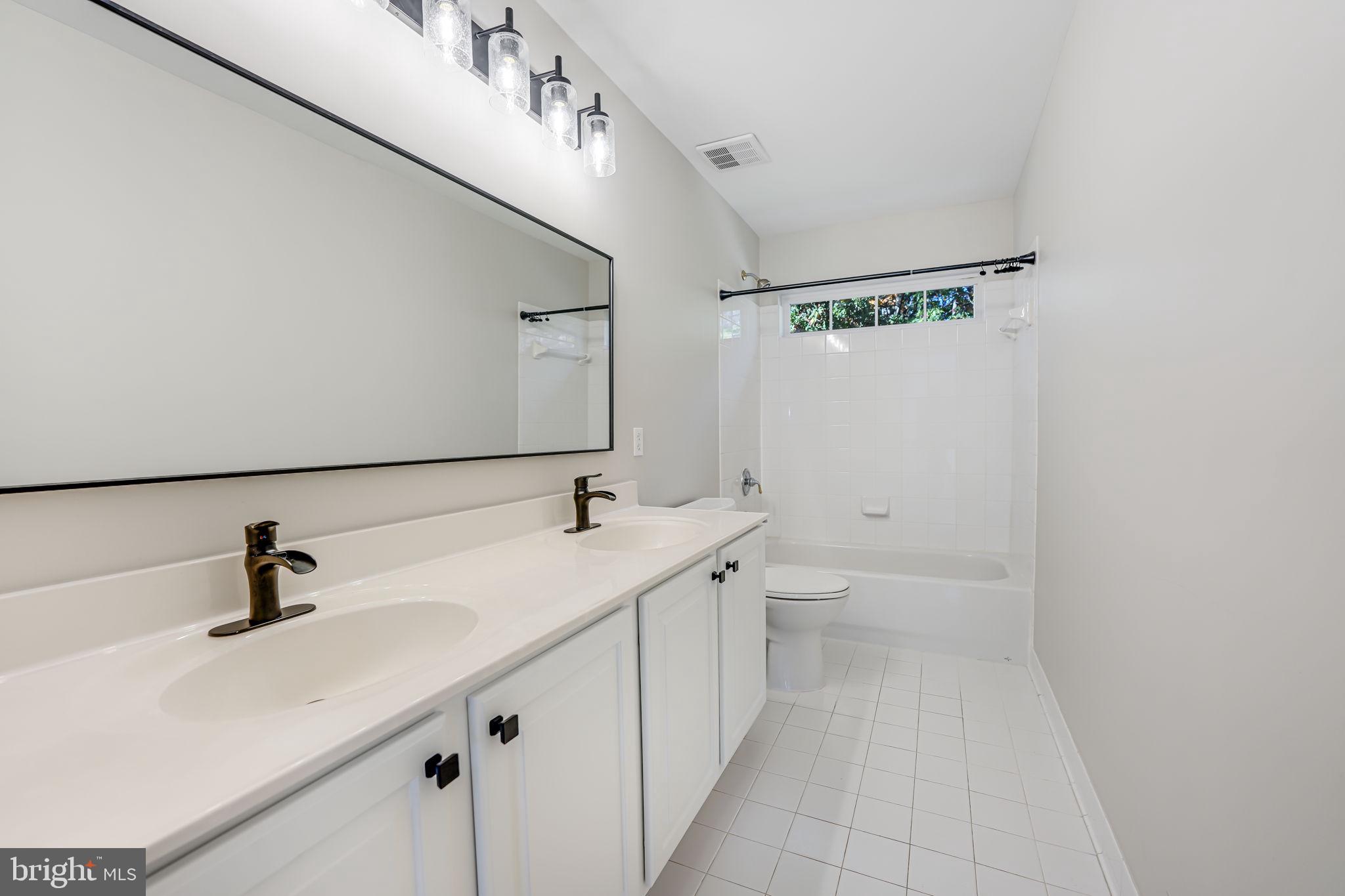 42814 Songbird Court Ct