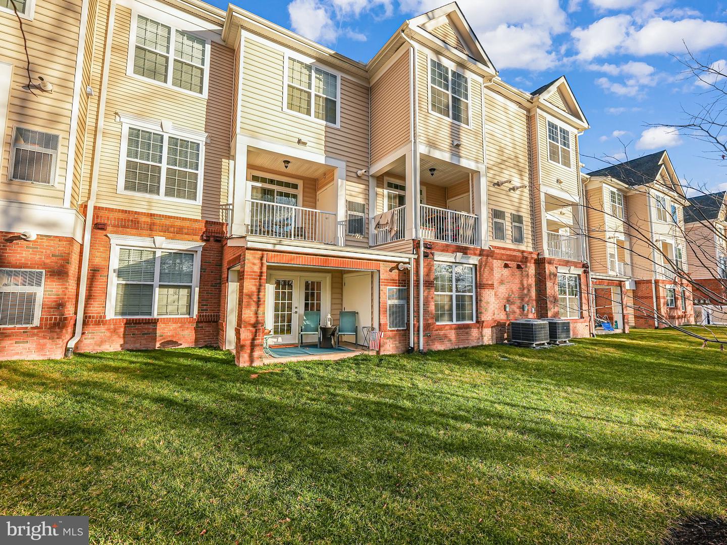23255 Milltown Knoll SQUARE Unit: 111