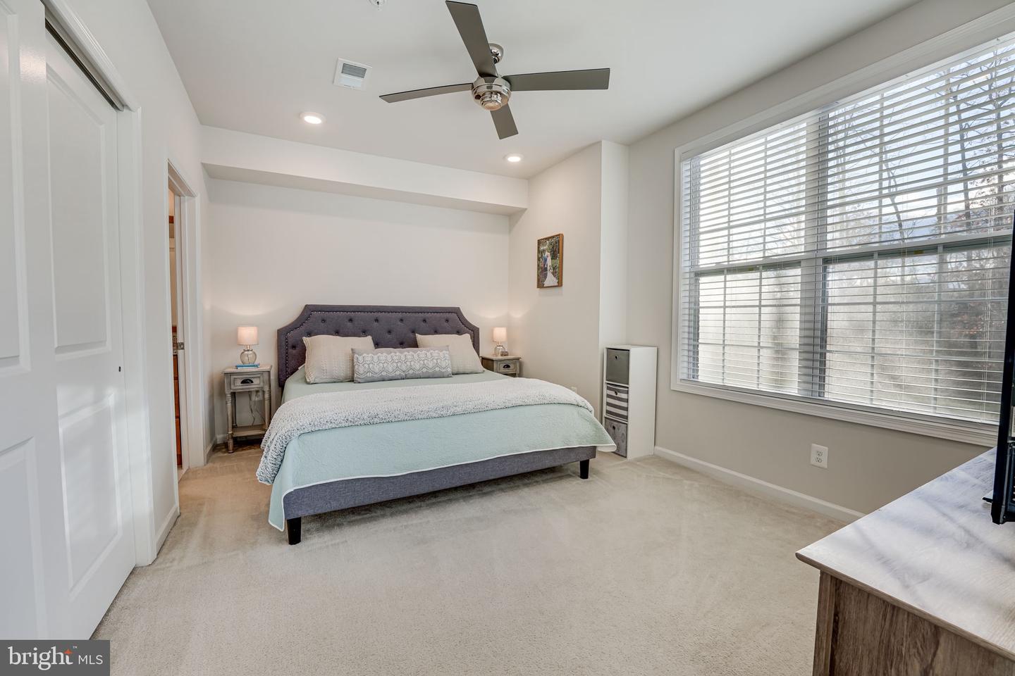 23255 Milltown Knoll SQUARE Unit: 111