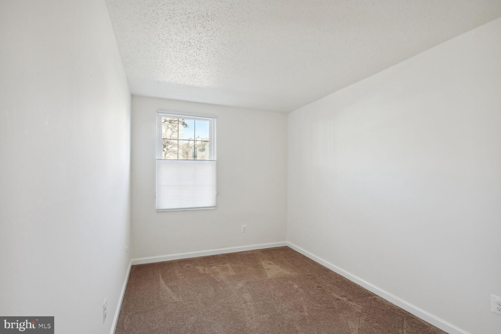 126 Fort Evans Rd SE #B