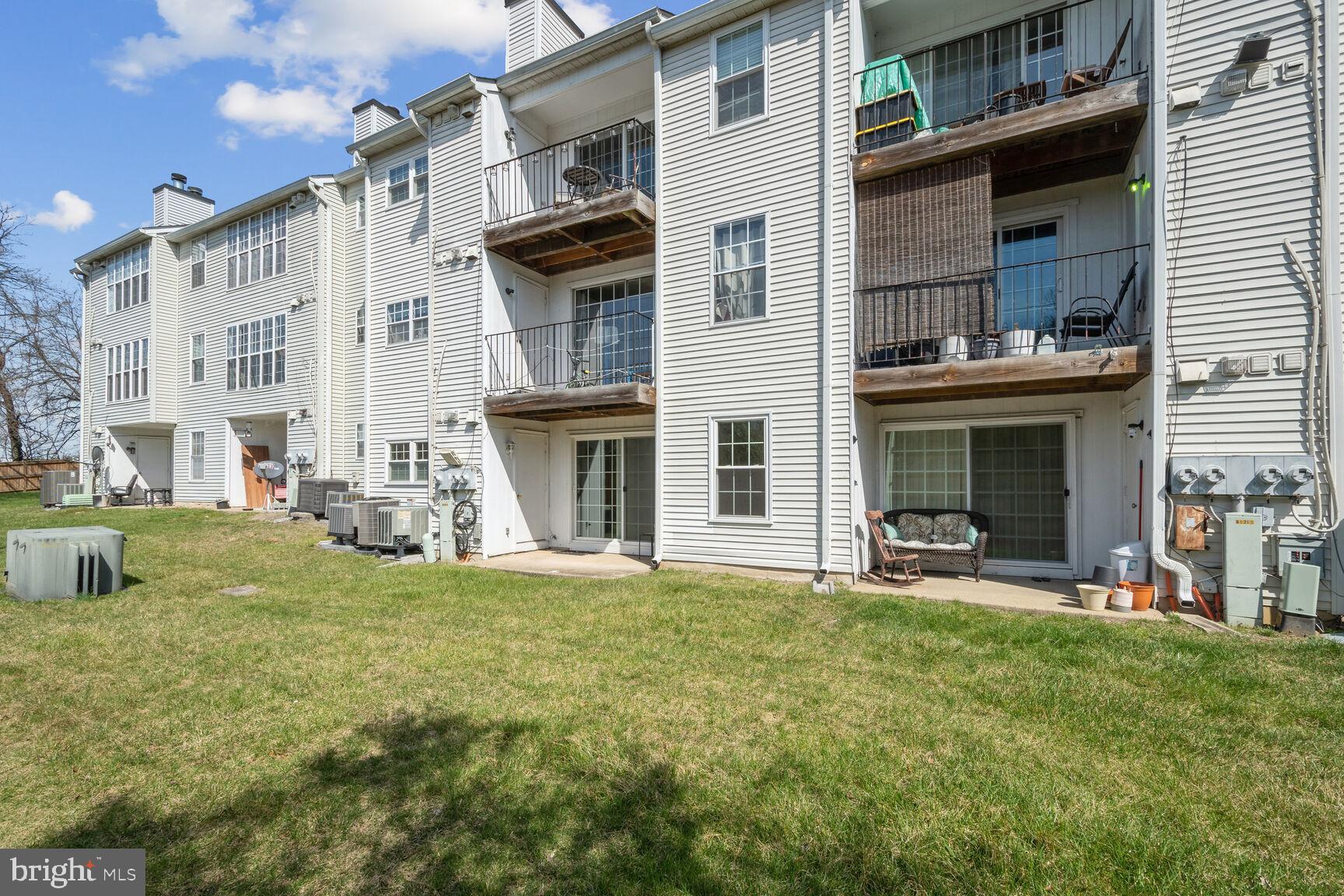 126 Fort Evans Rd SE #B