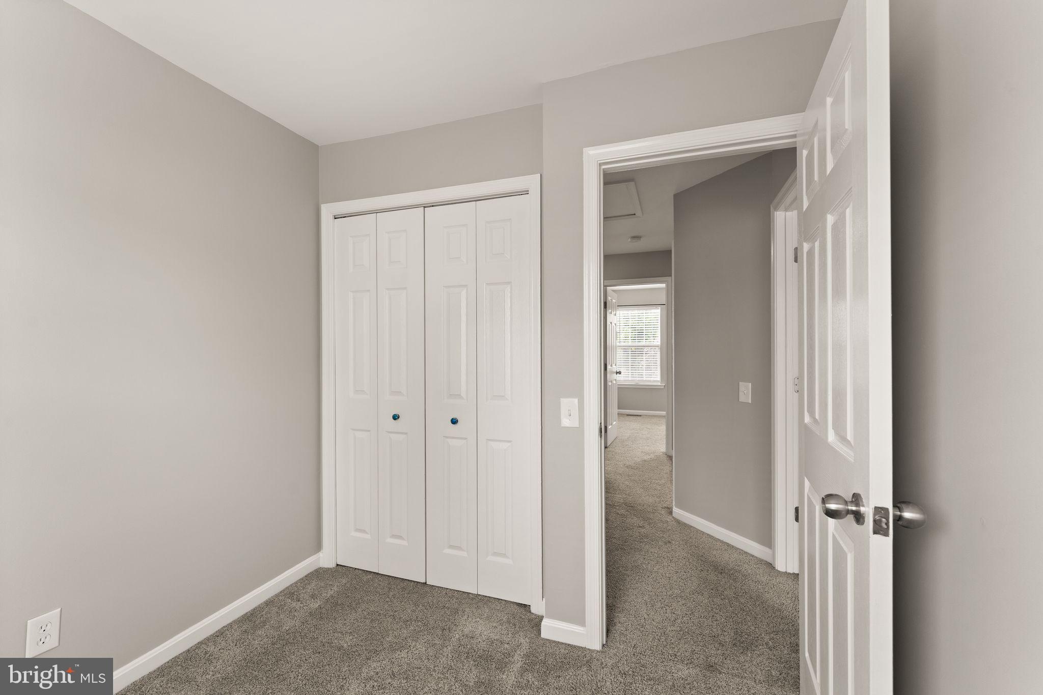 310 Stallion Sq NE