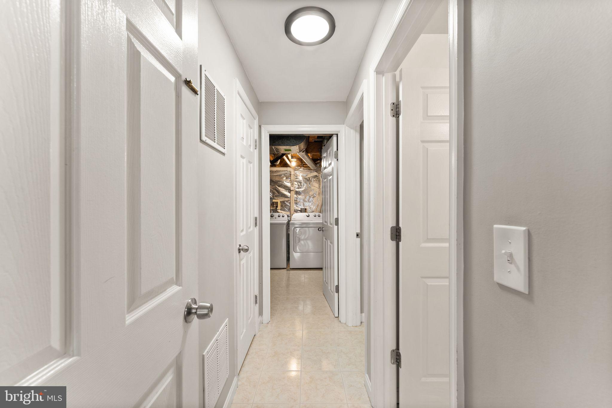 310 Stallion Sq NE