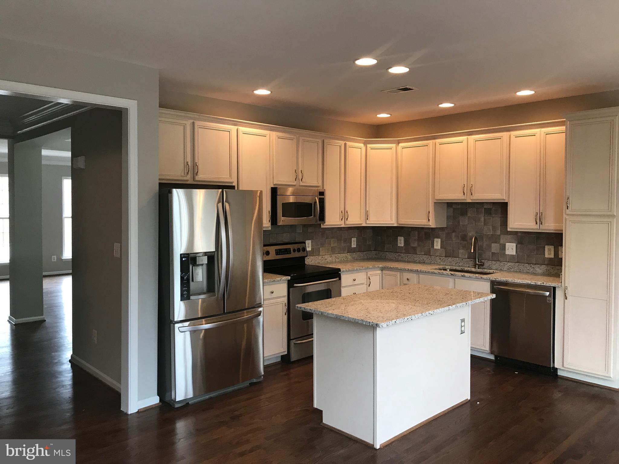 204 Misty Pond Ter
