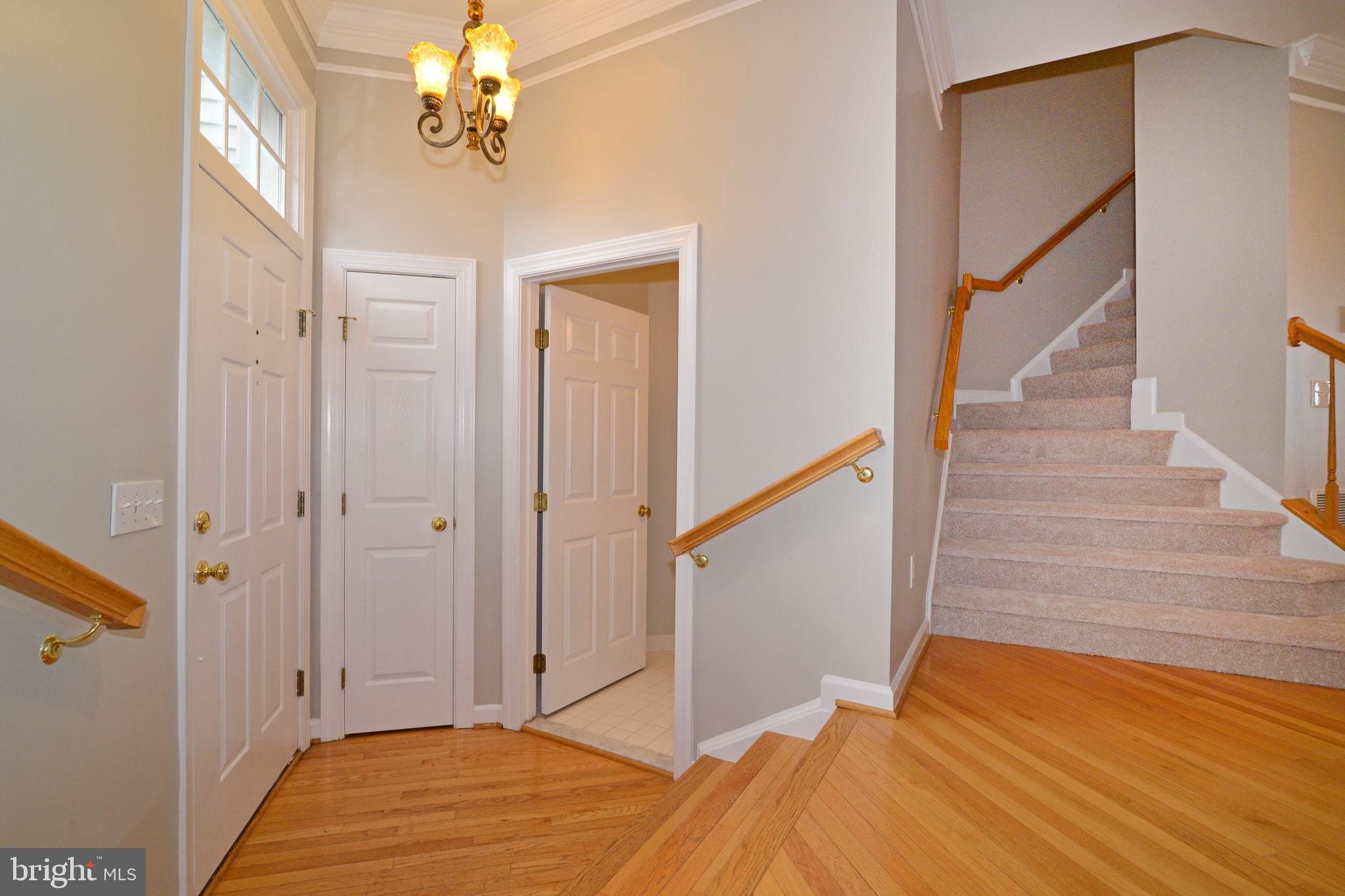 43007 Golf View Dr