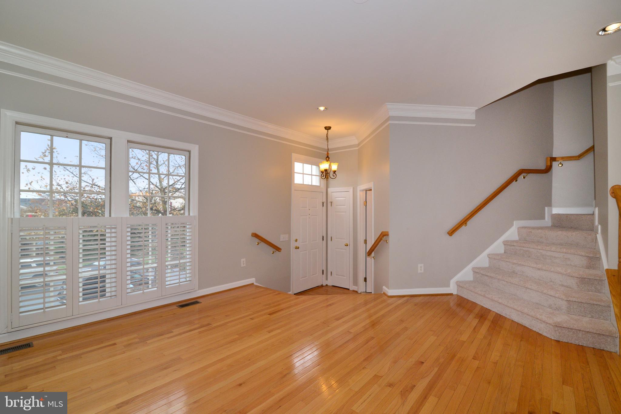 43007 Golf View Dr