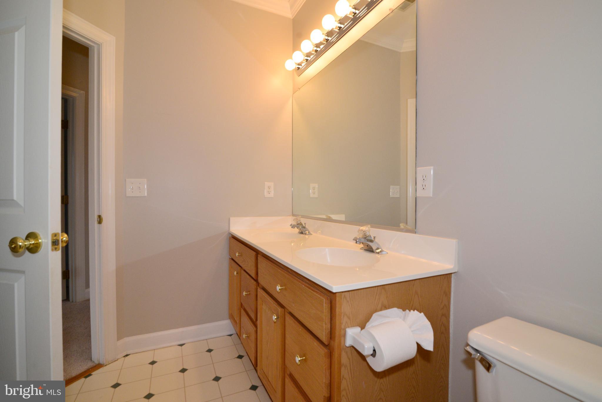 43007 Golf View Dr