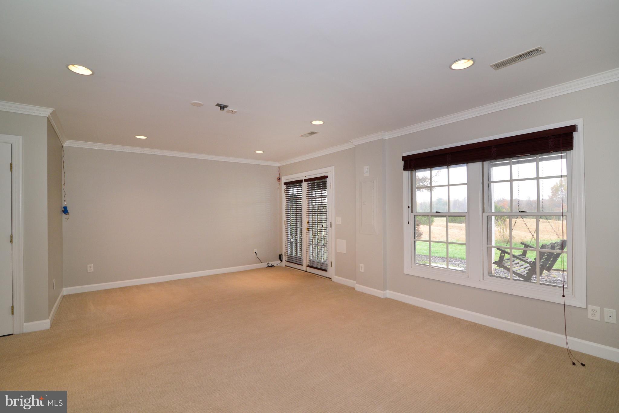 43007 Golf View Dr