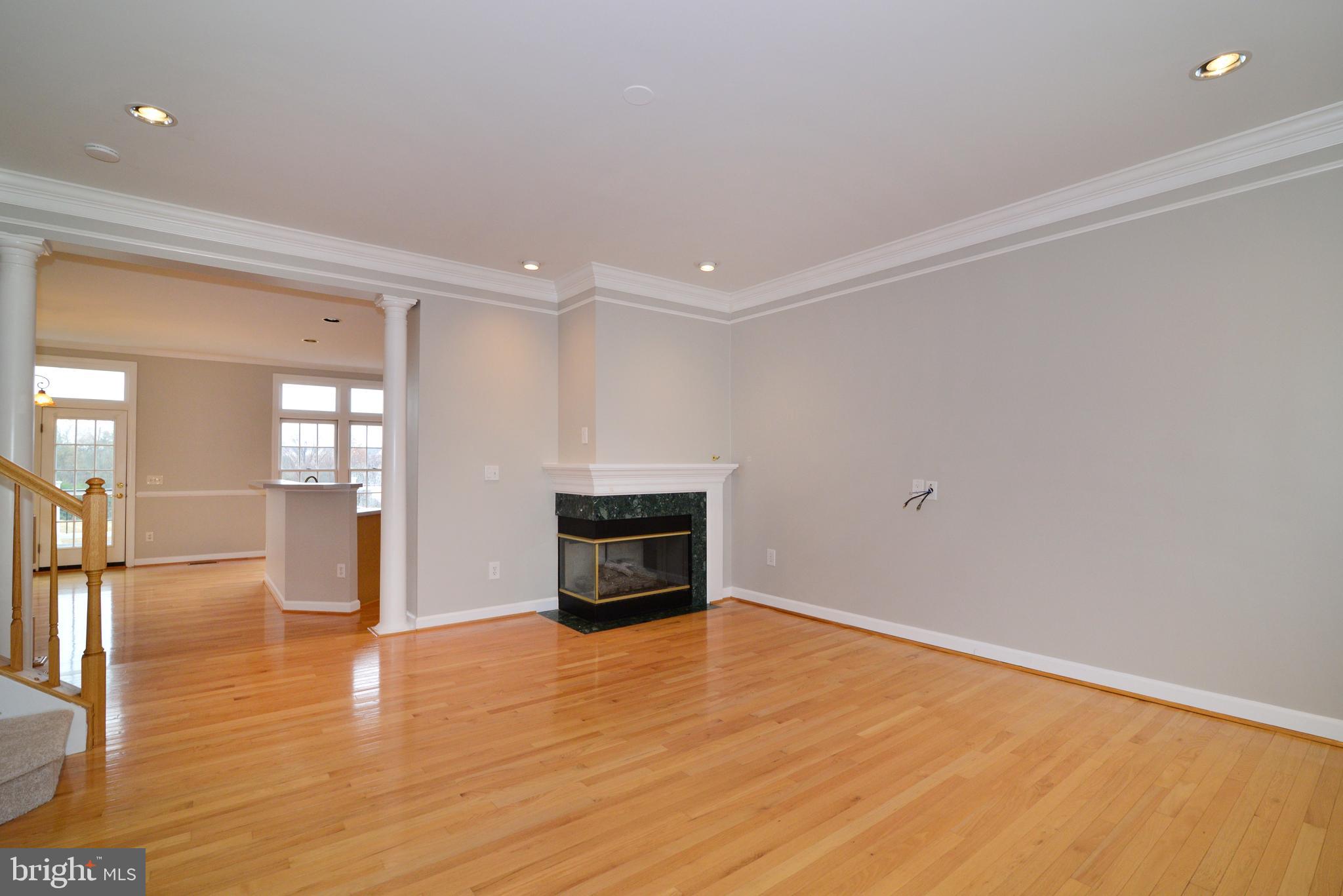43007 Golf View Dr