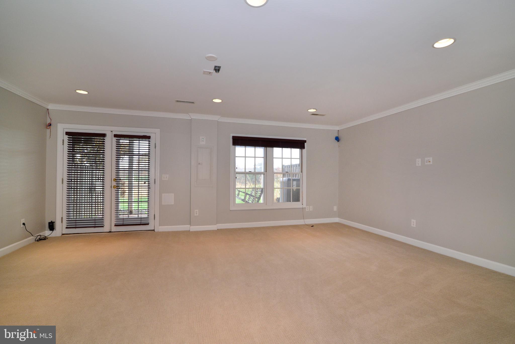 43007 Golf View Dr