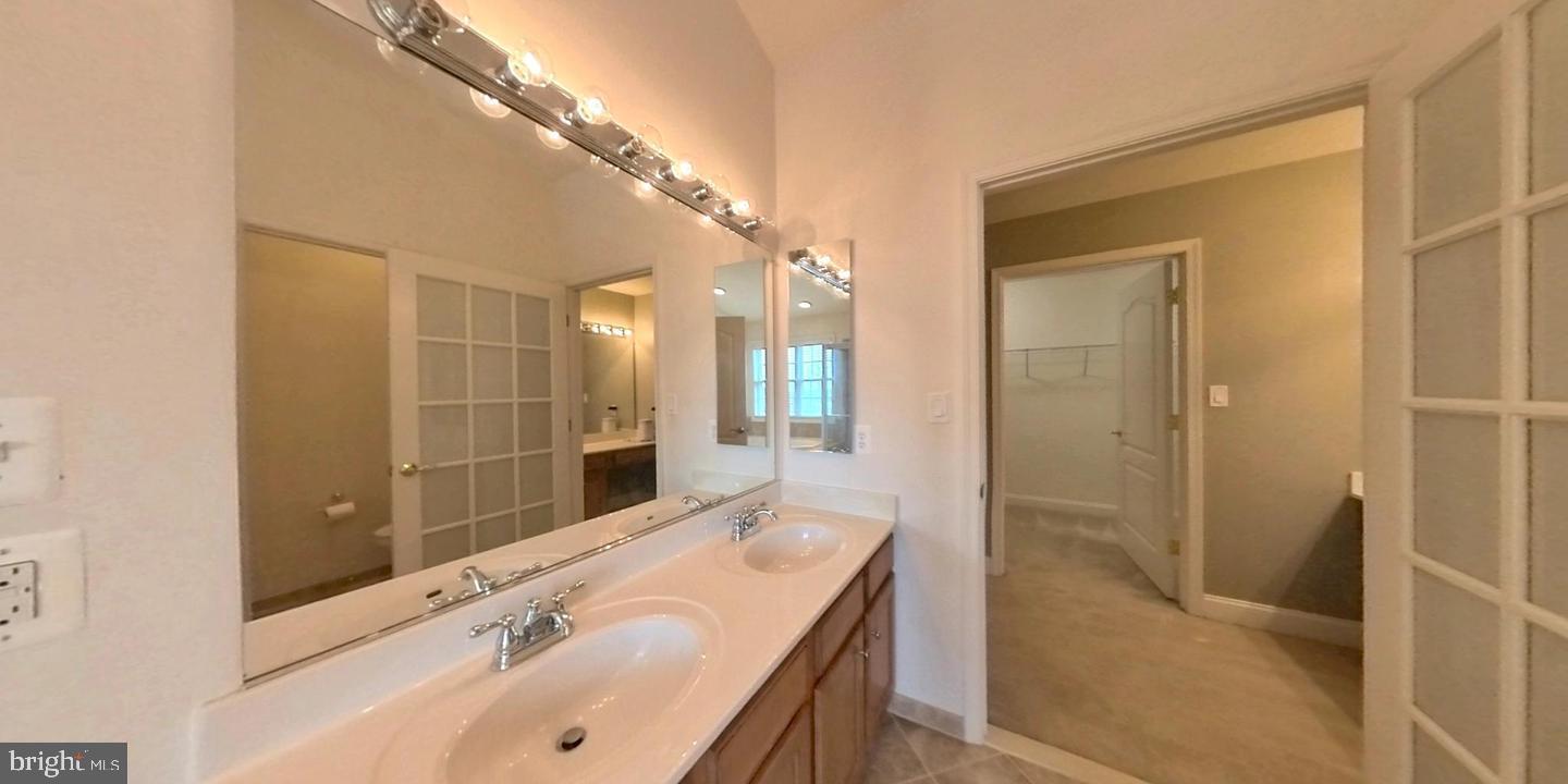 42139 Byrnes View Ter