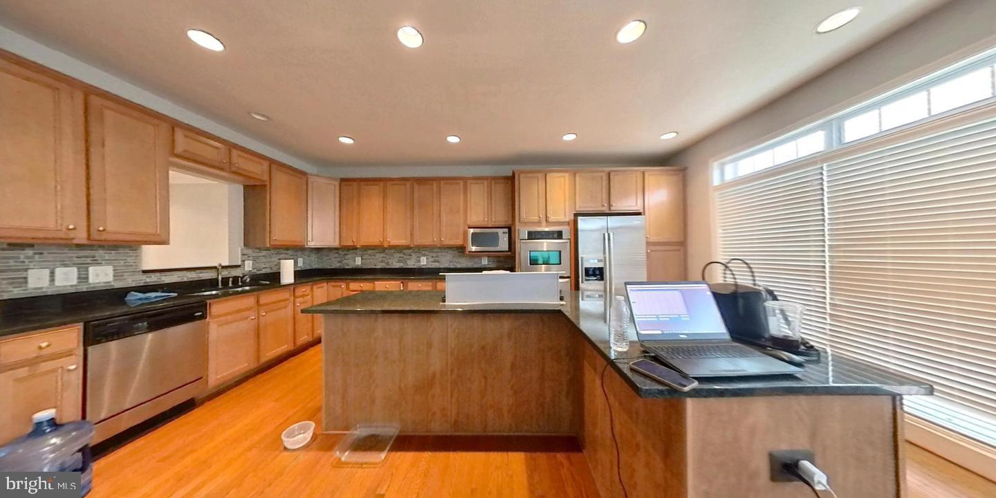 42139 Byrnes View Ter