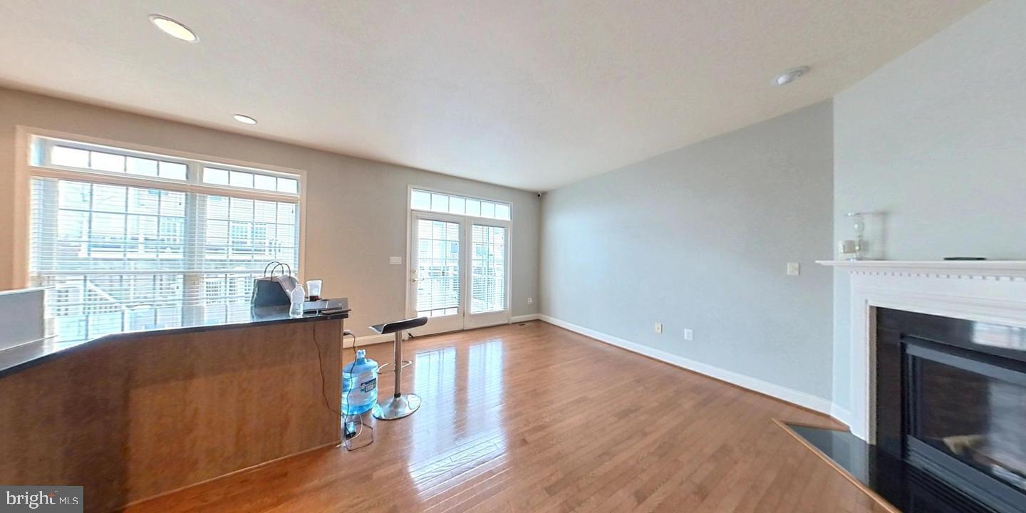 42139 Byrnes View Ter