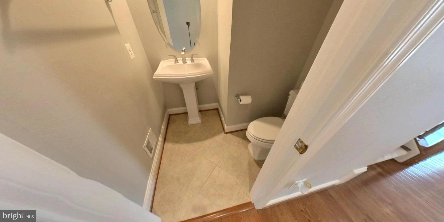 42139 Byrnes View Ter