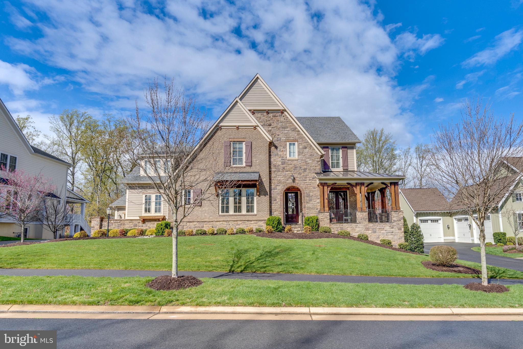 40996 Blossom Glade Dr