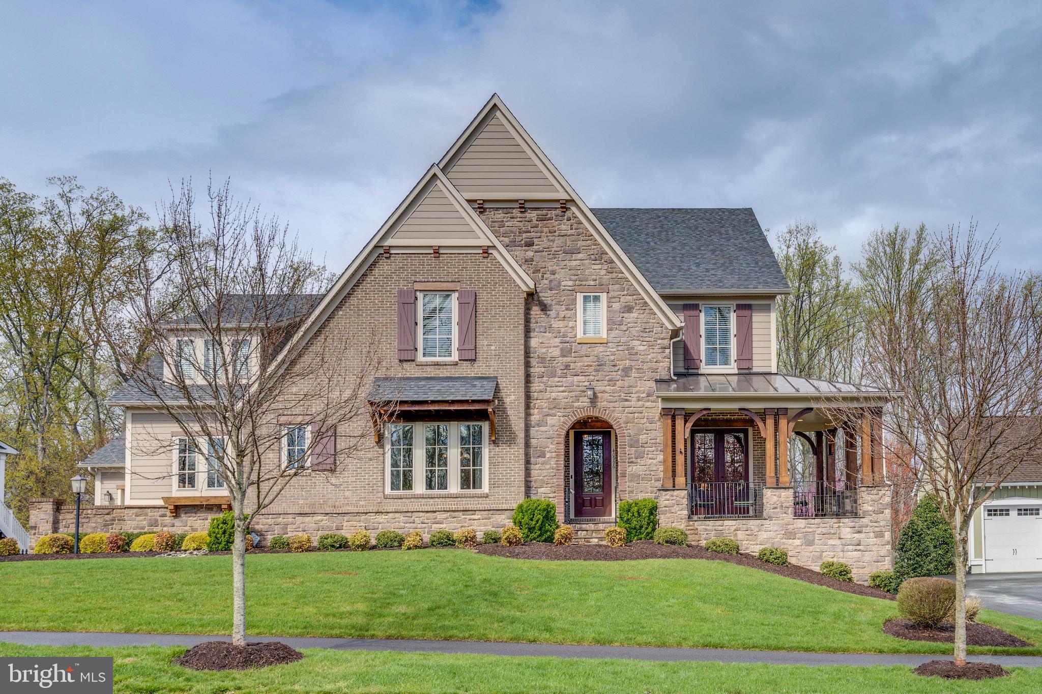 40996 Blossom Glade Dr