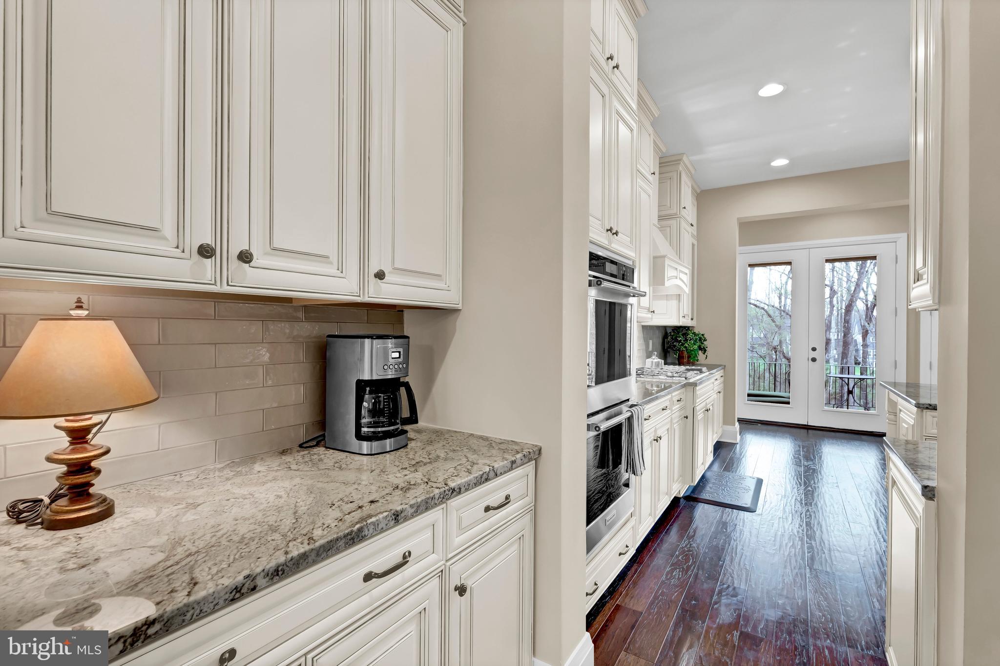 40996 Blossom Glade Dr