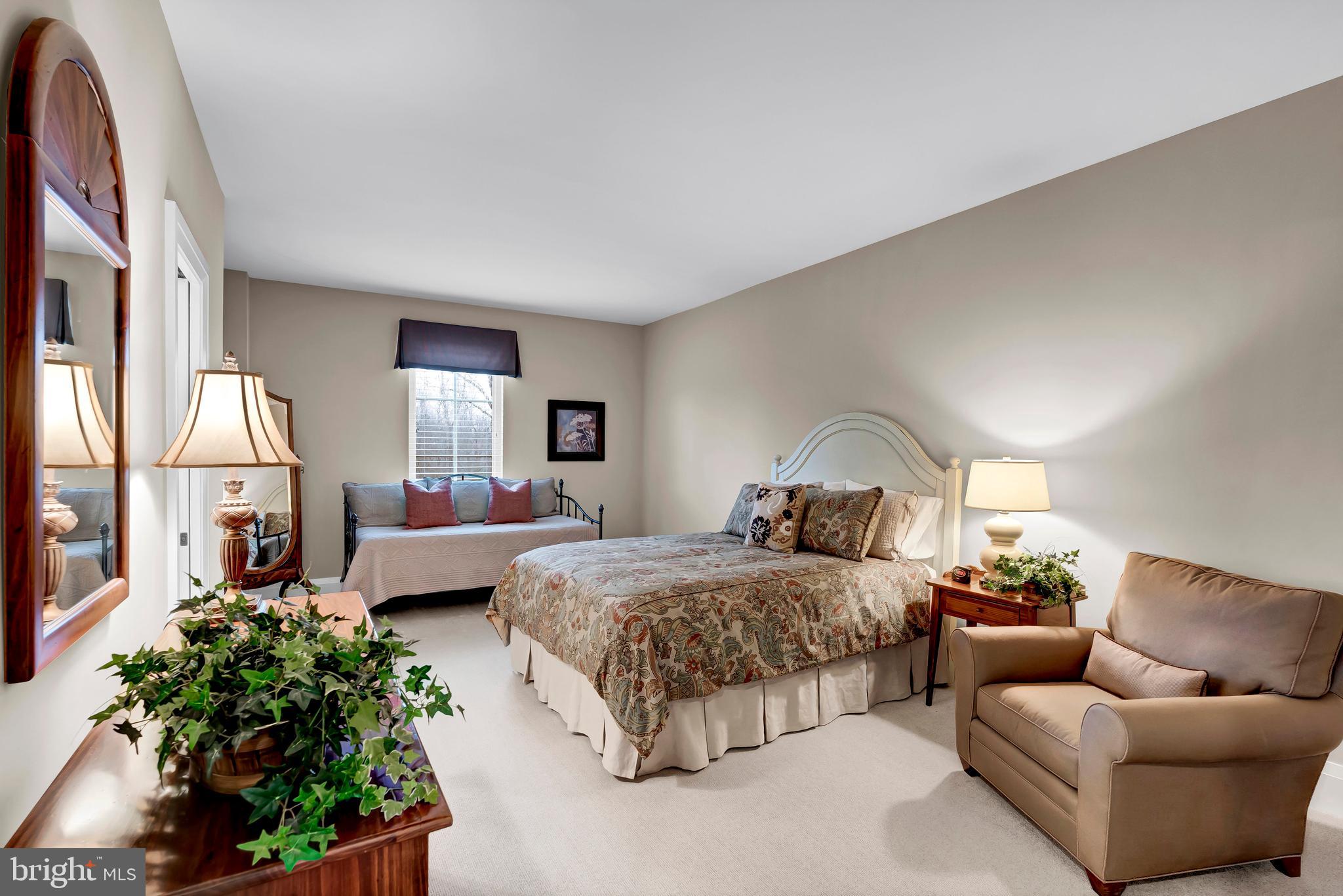 40996 Blossom Glade Dr