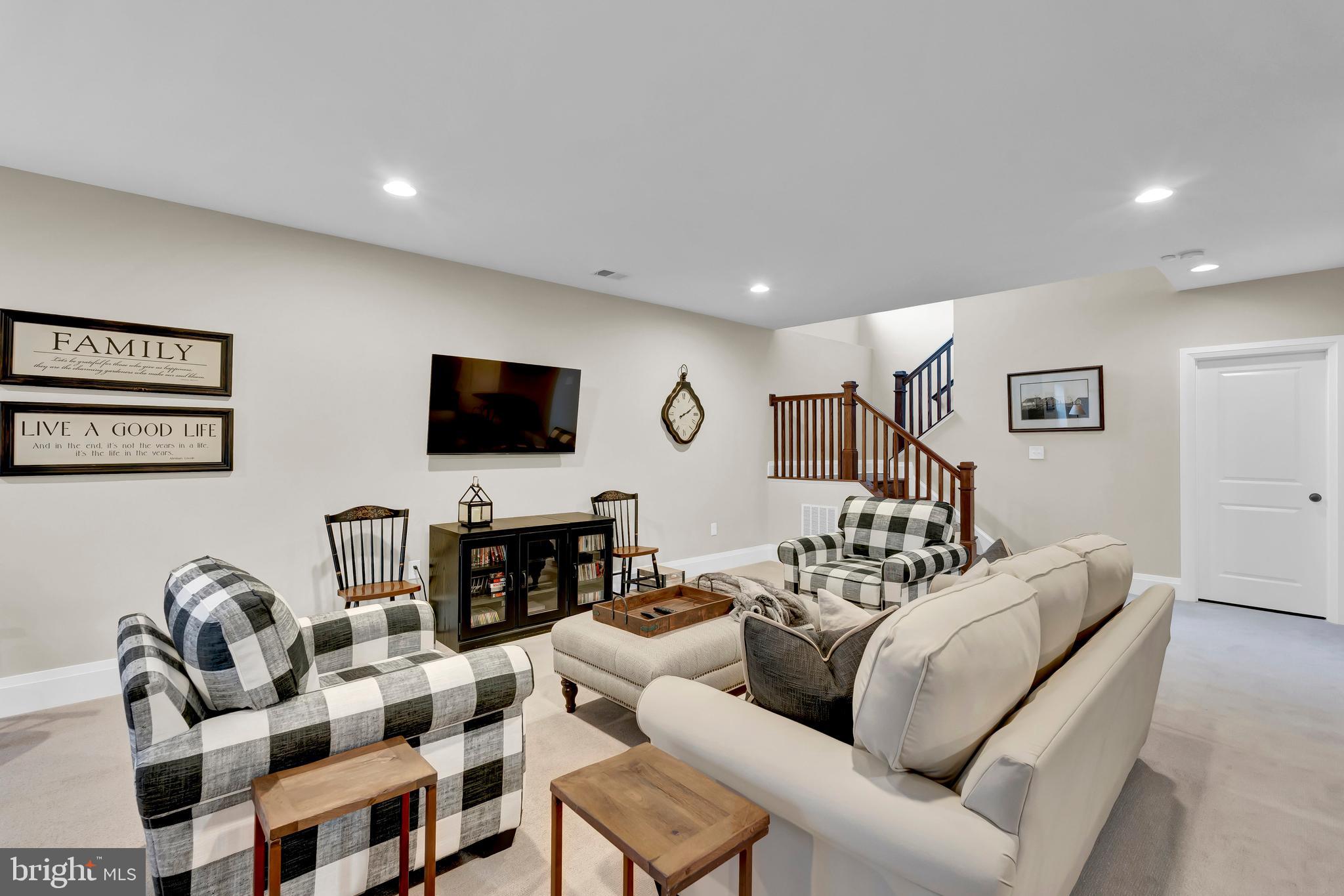 40996 Blossom Glade Dr