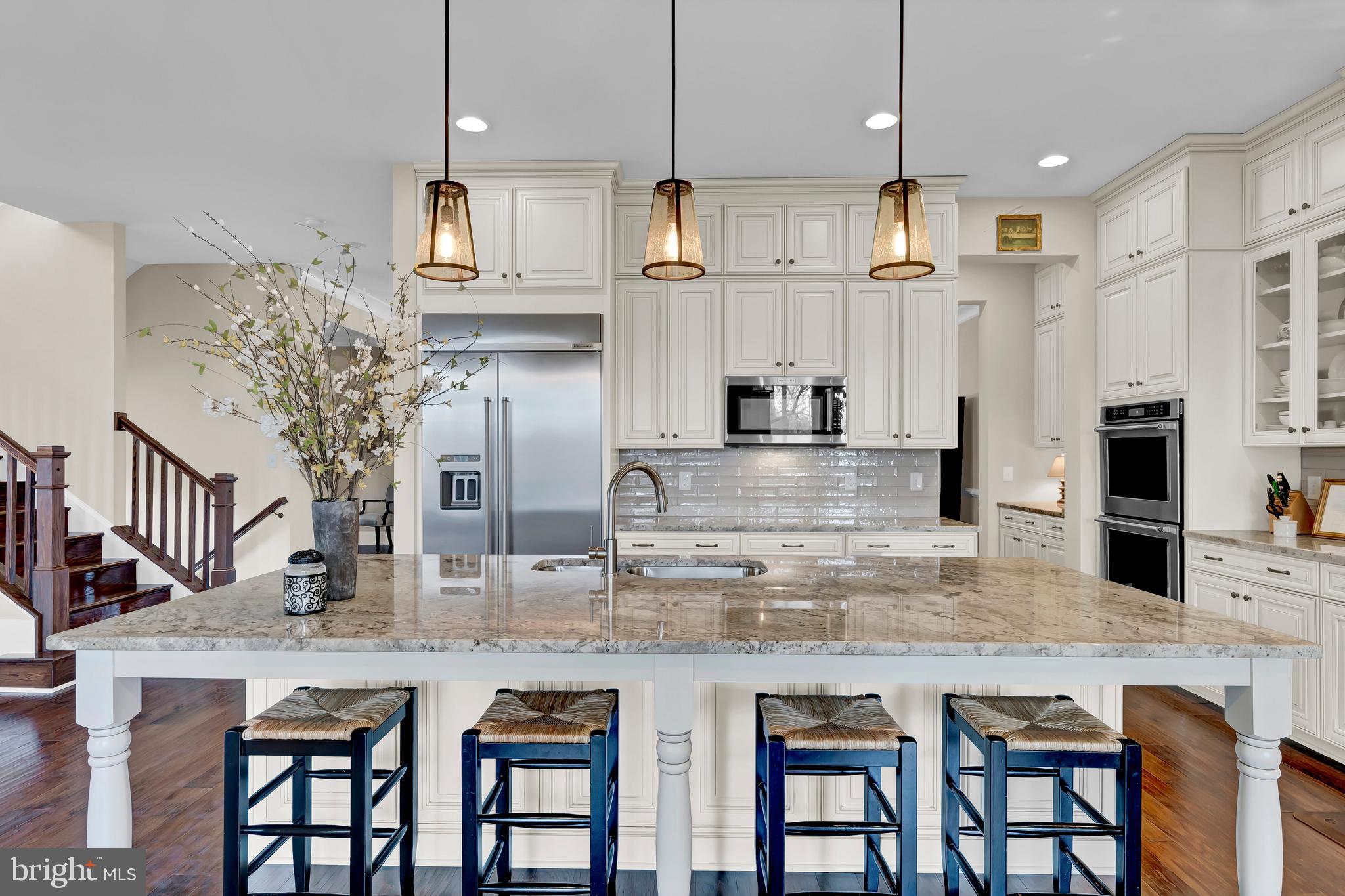 40996 Blossom Glade Dr