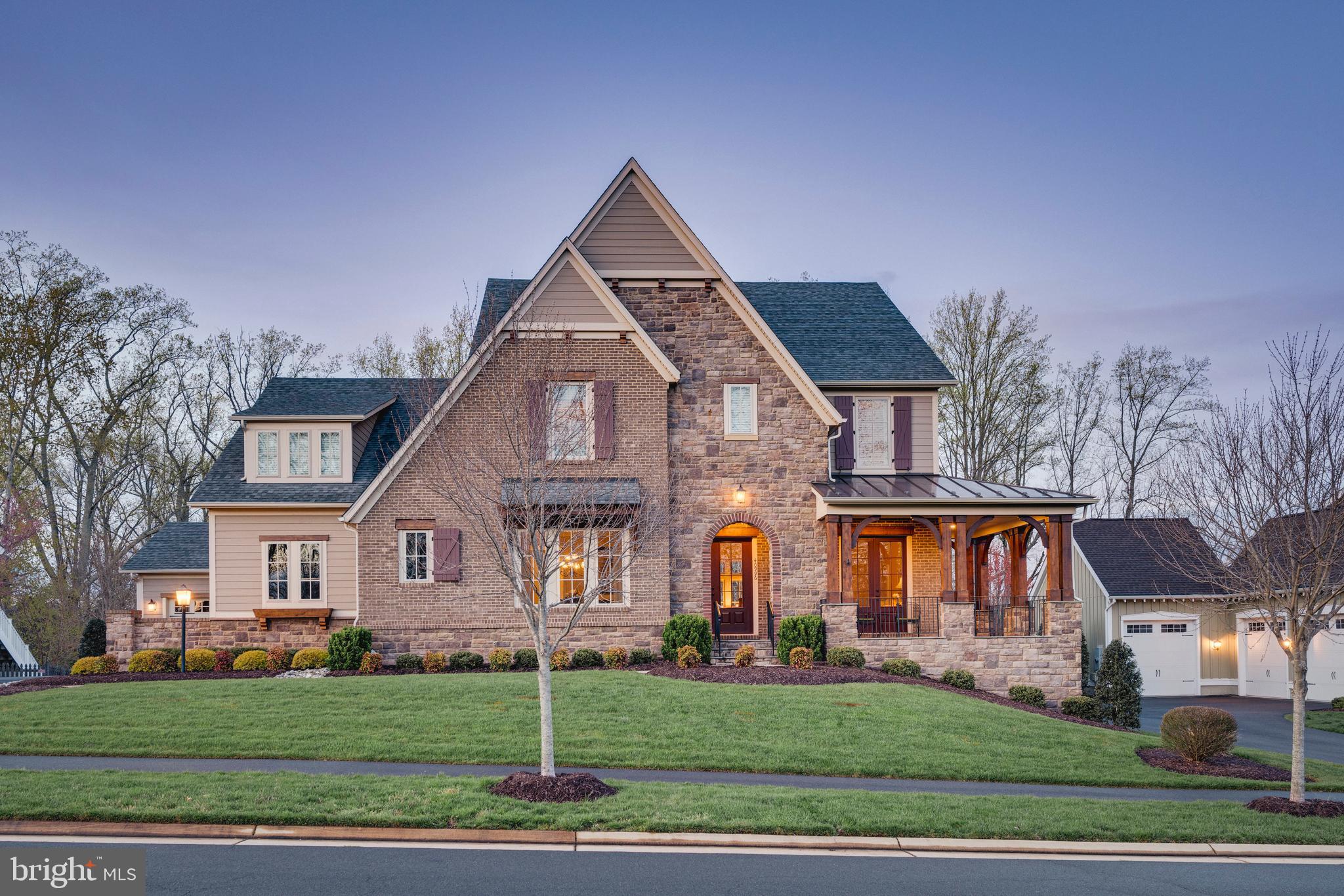40996 Blossom Glade Dr