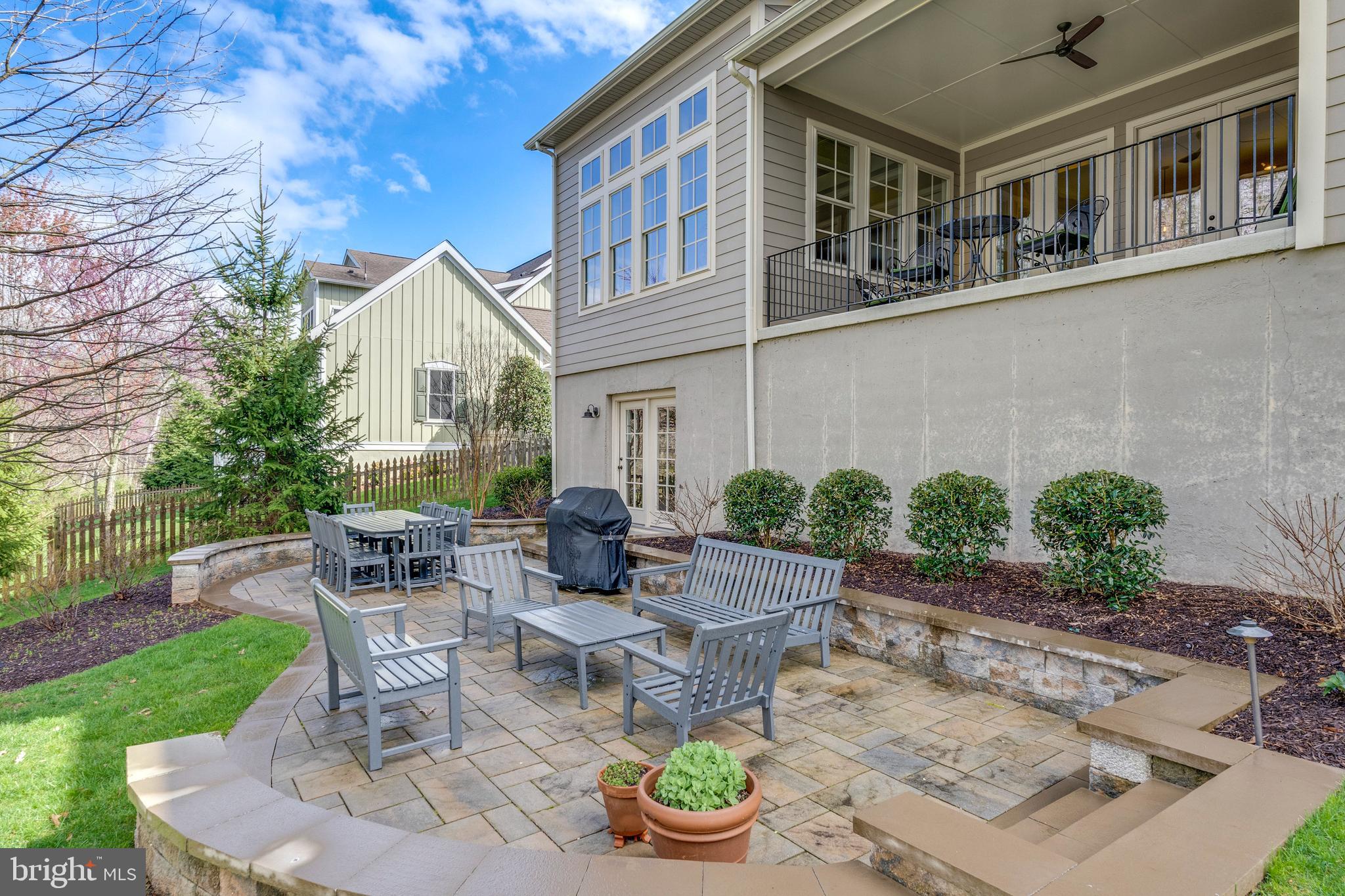 40996 Blossom Glade Dr