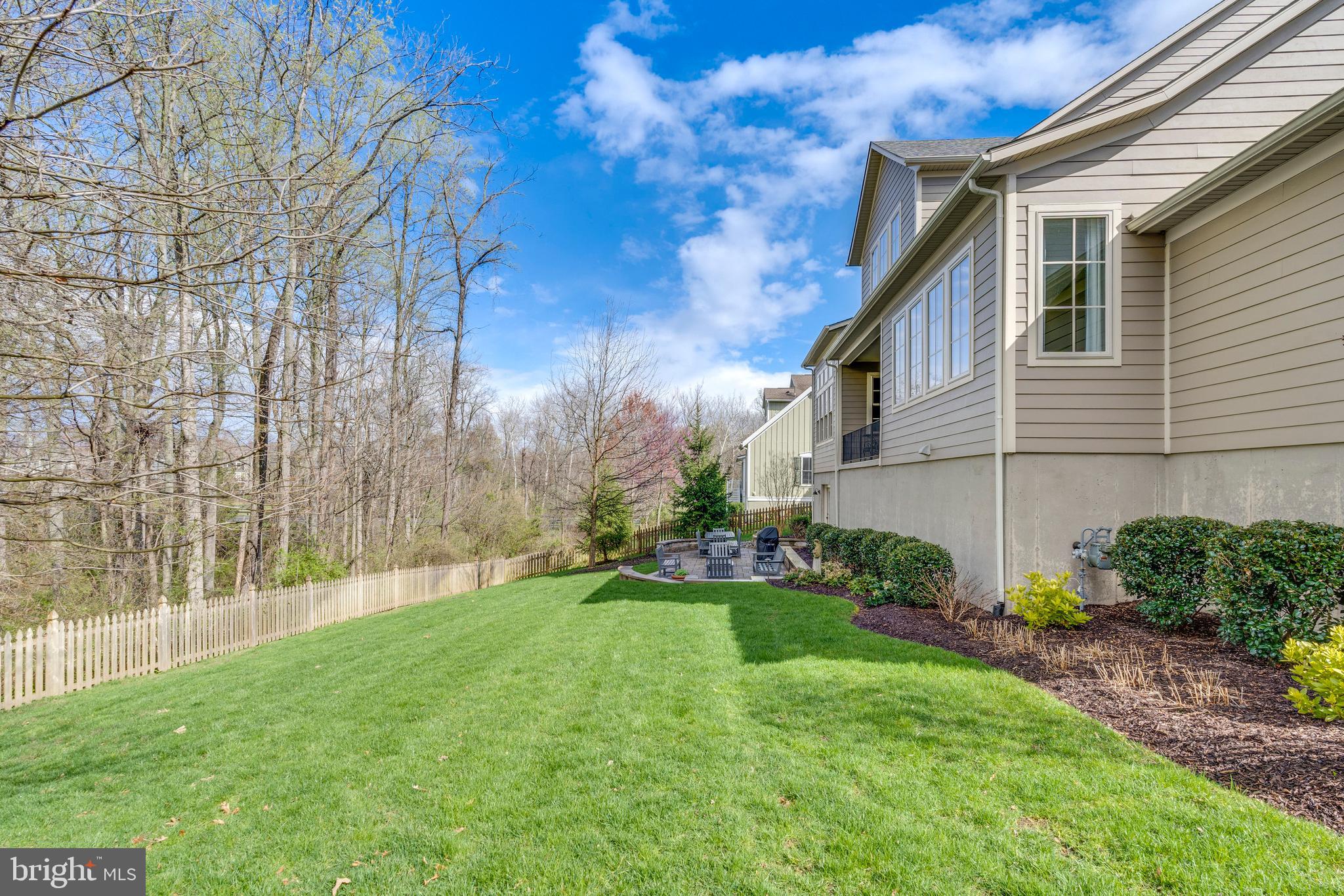40996 Blossom Glade Dr