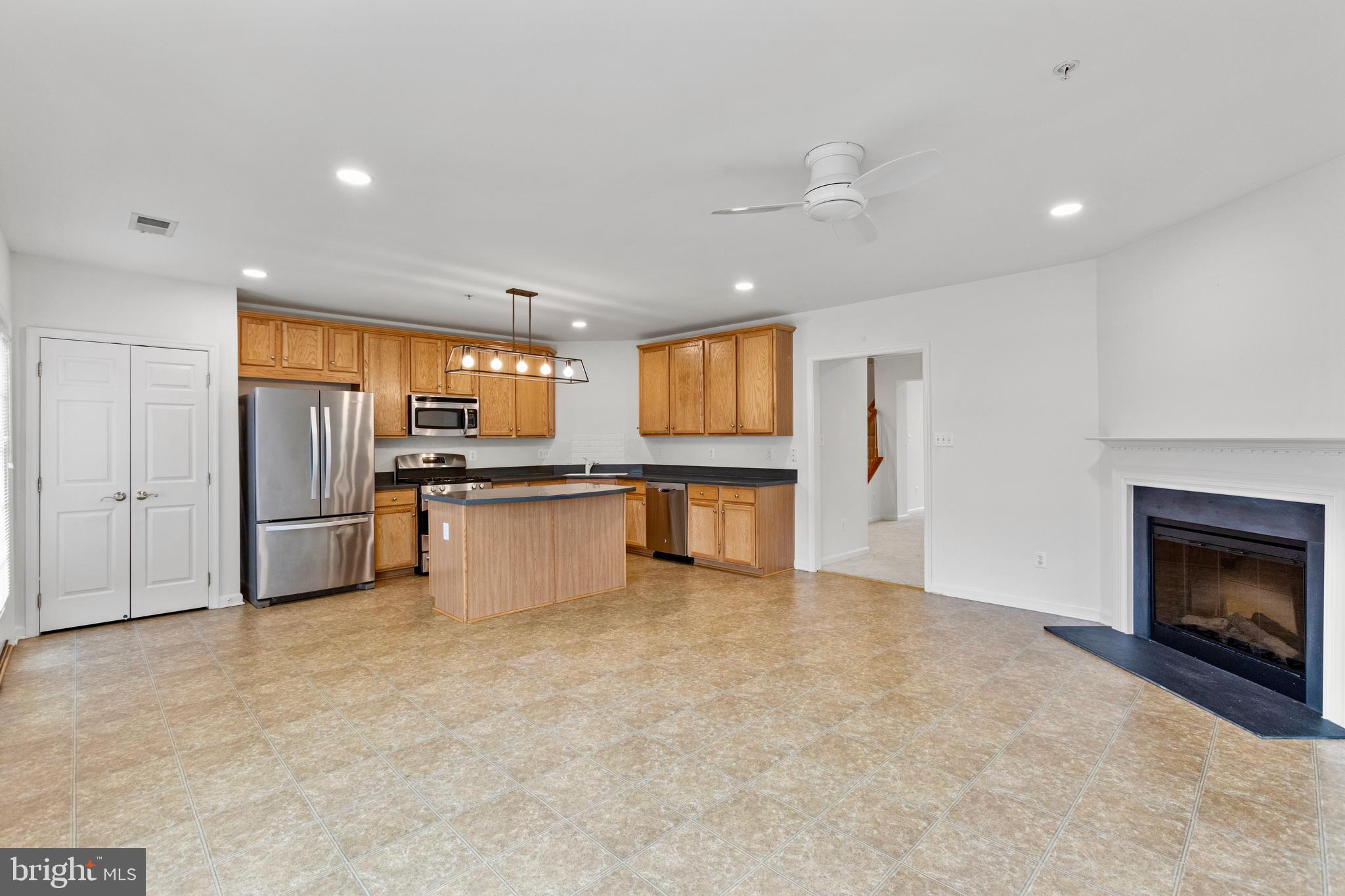 22787 Settlers Trail #16d