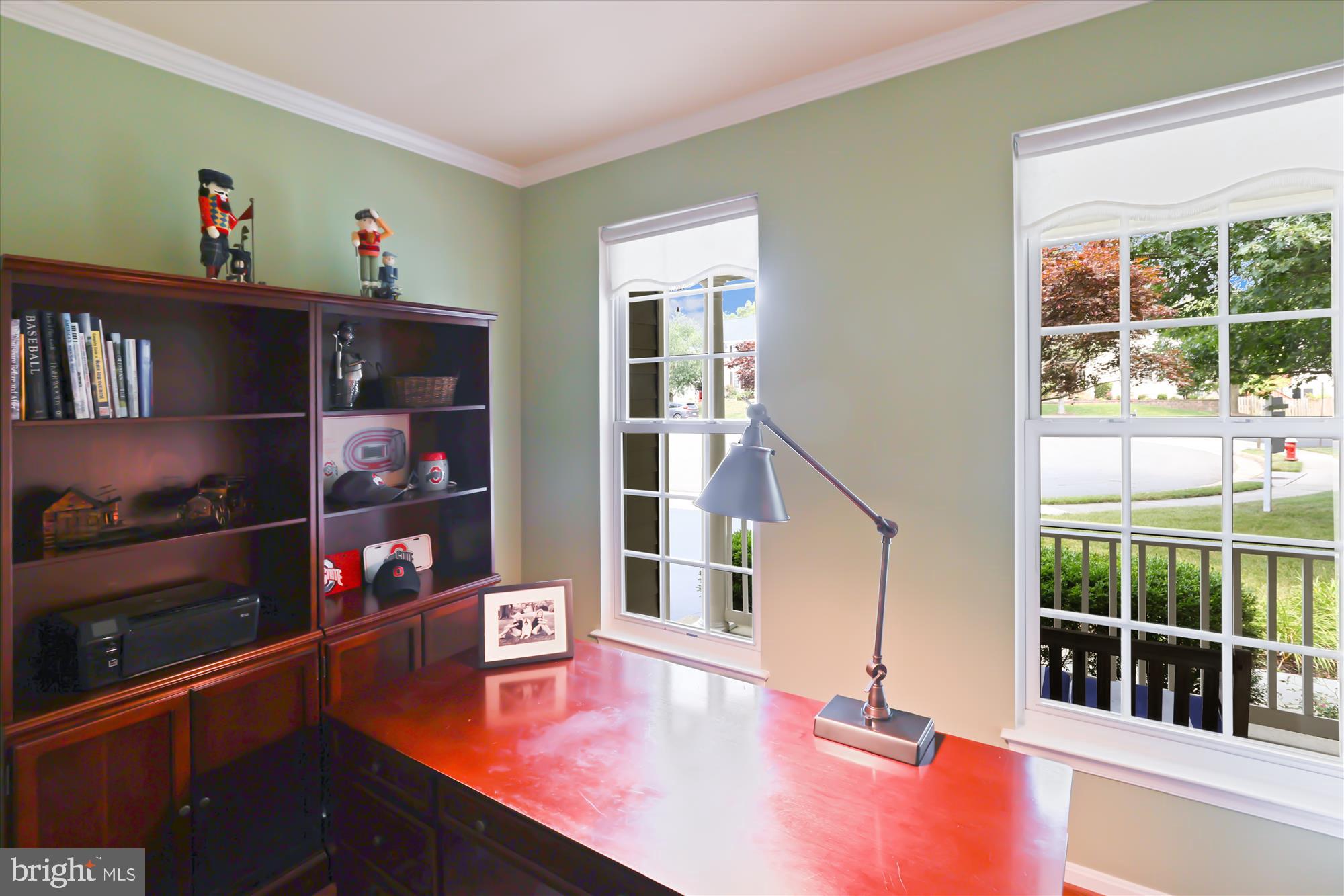 113 Meadowbrook Ct SW