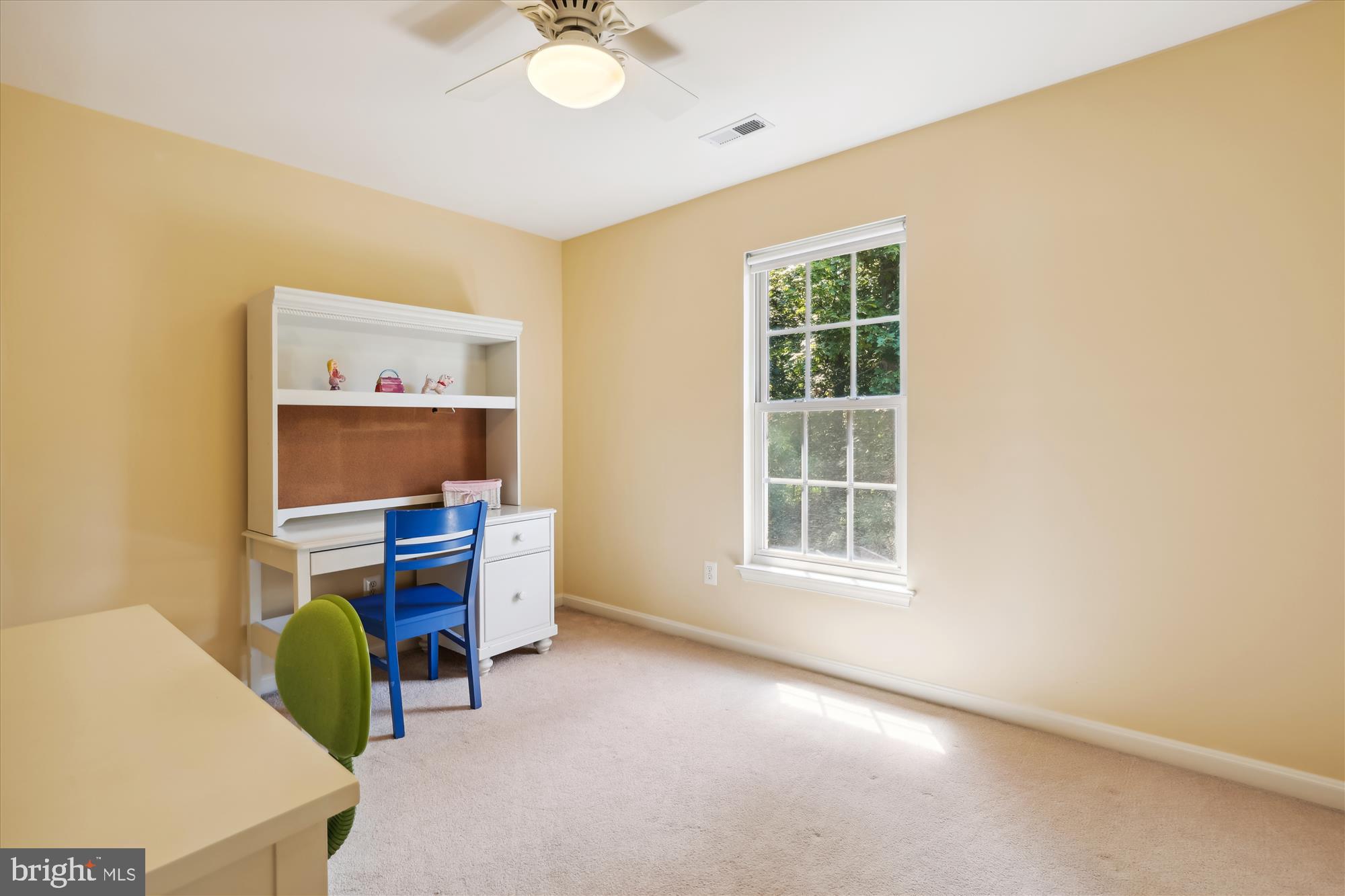113 Meadowbrook Ct SW