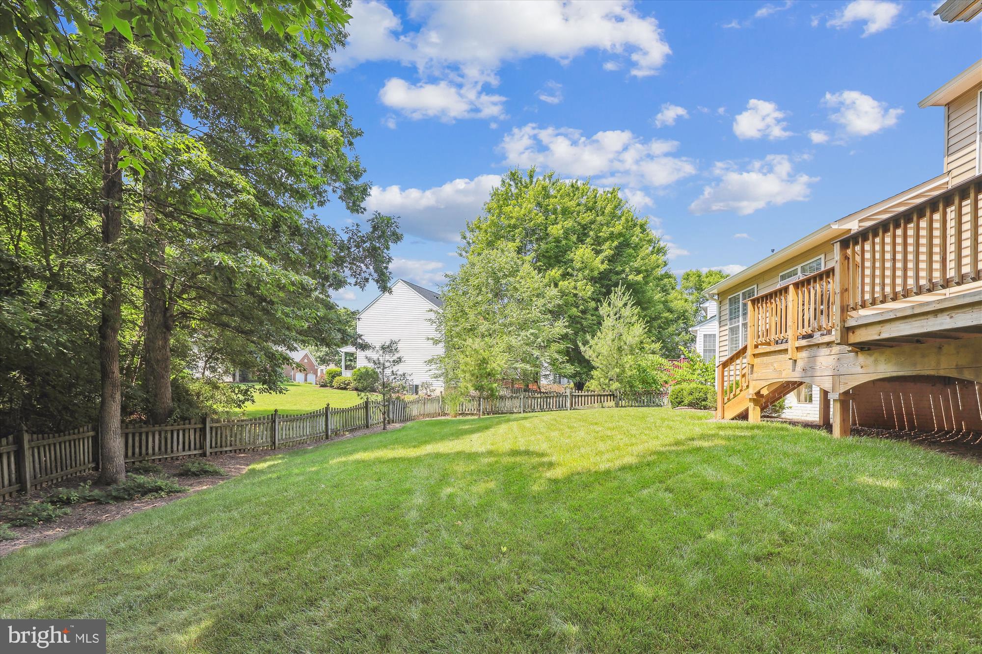 113 Meadowbrook Ct SW