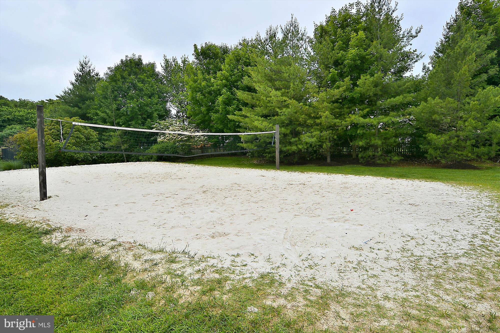 113 Meadowbrook Ct SW