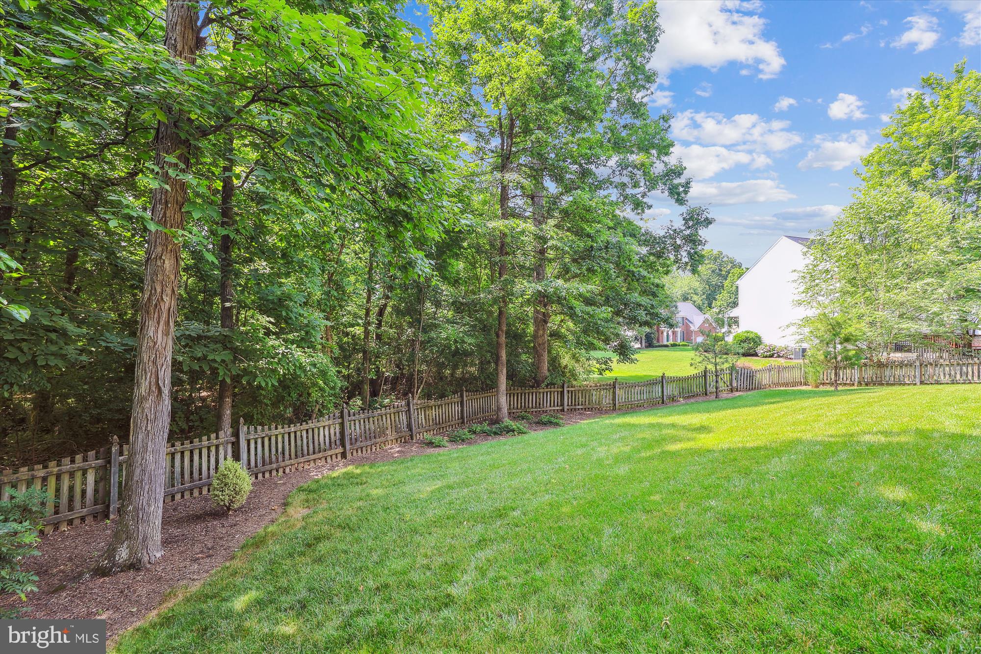113 Meadowbrook Ct SW