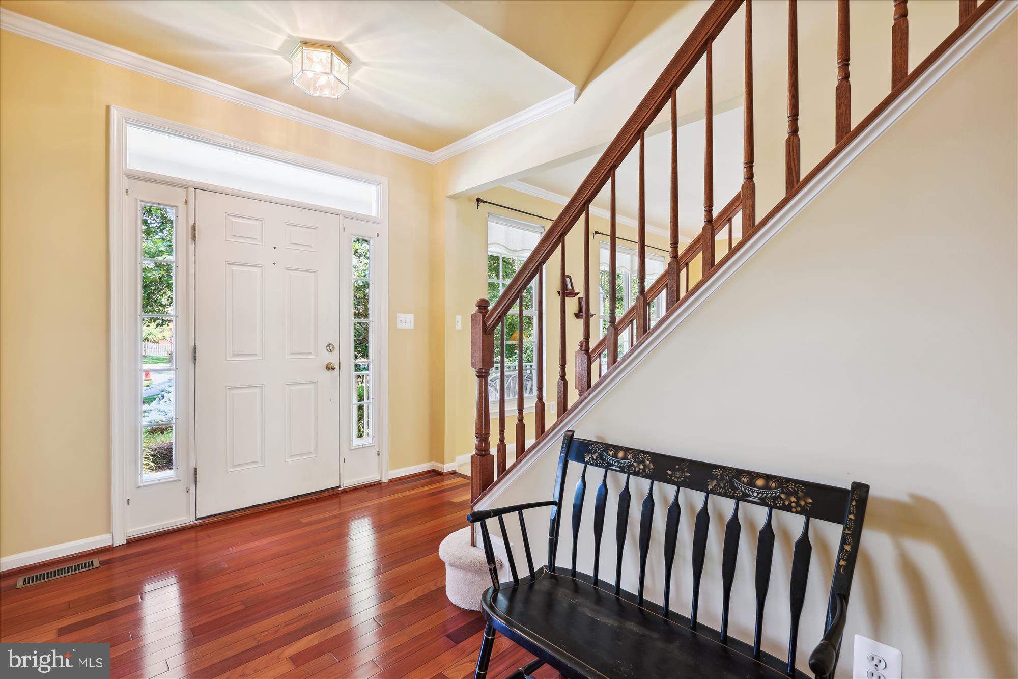 113 Meadowbrook Ct SW