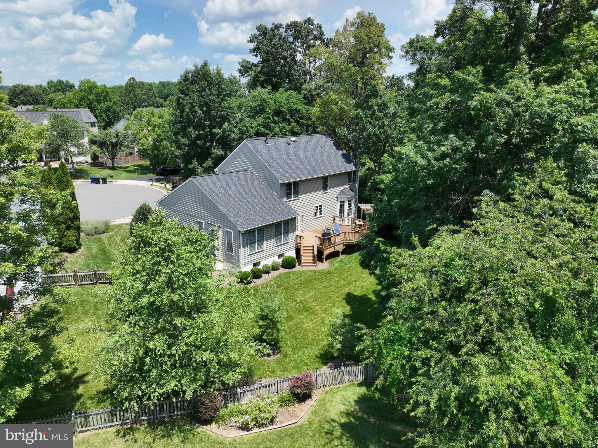 113 Meadowbrook Ct SW