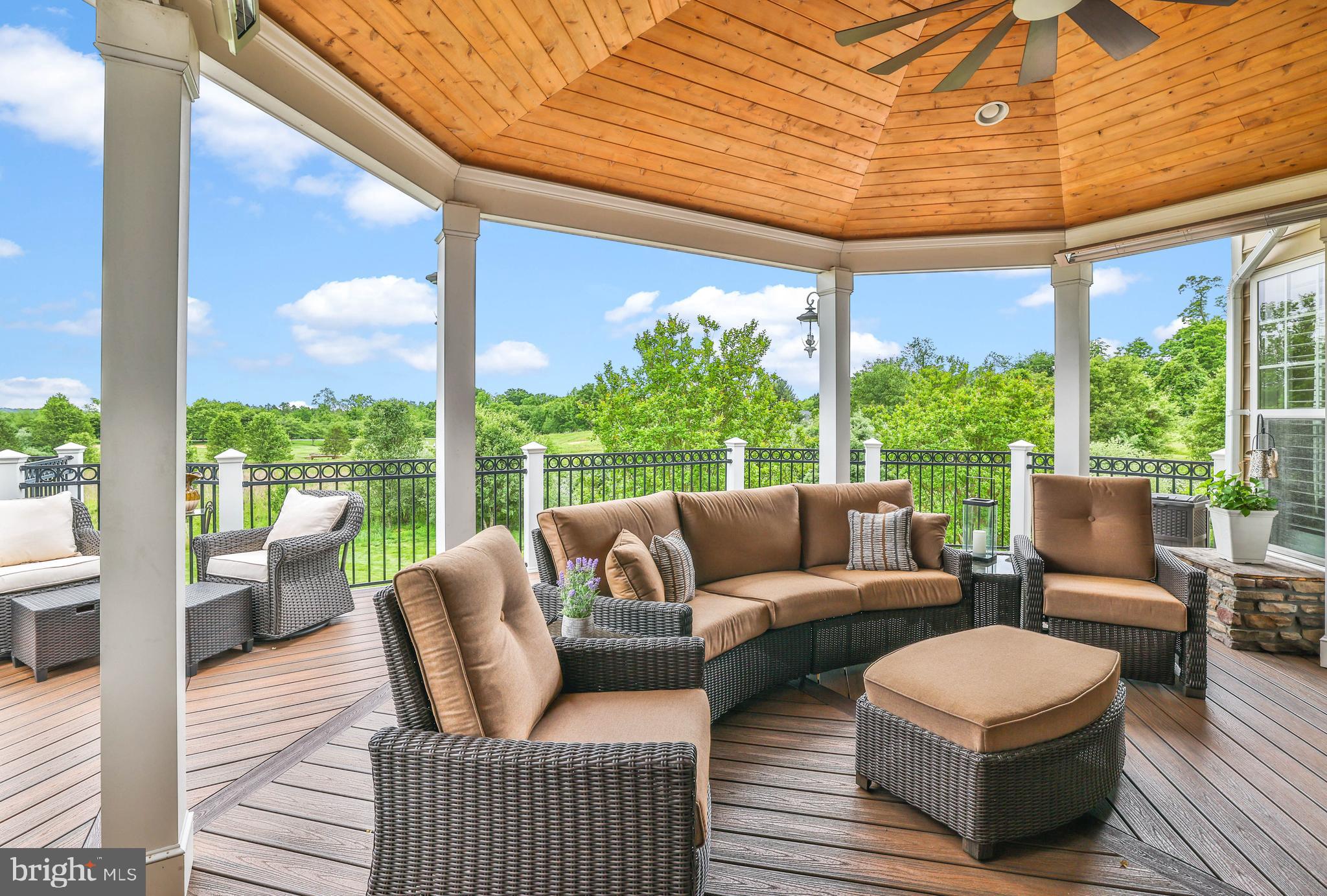 16612 Fox Chase Ct