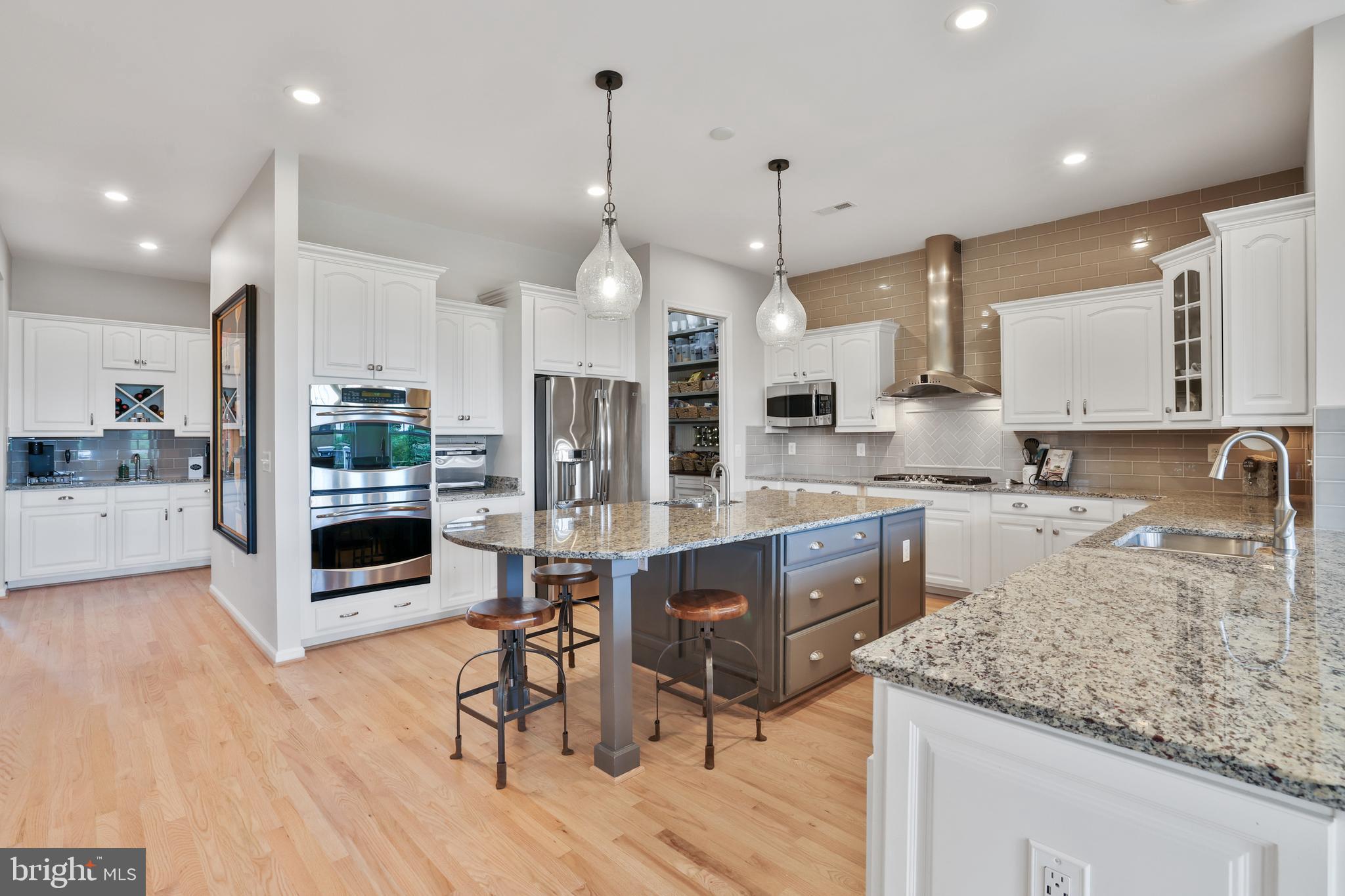 16612 Fox Chase Ct
