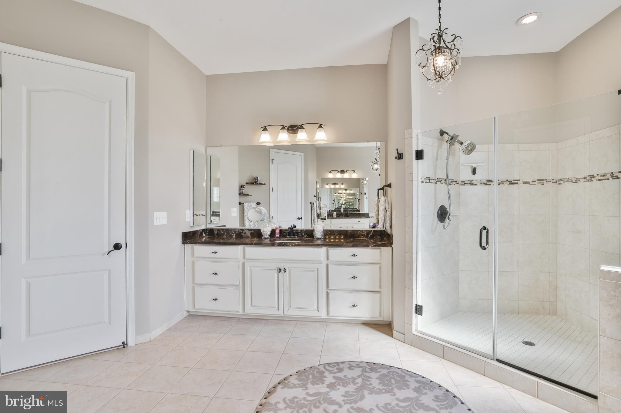 16612 Fox Chase Ct