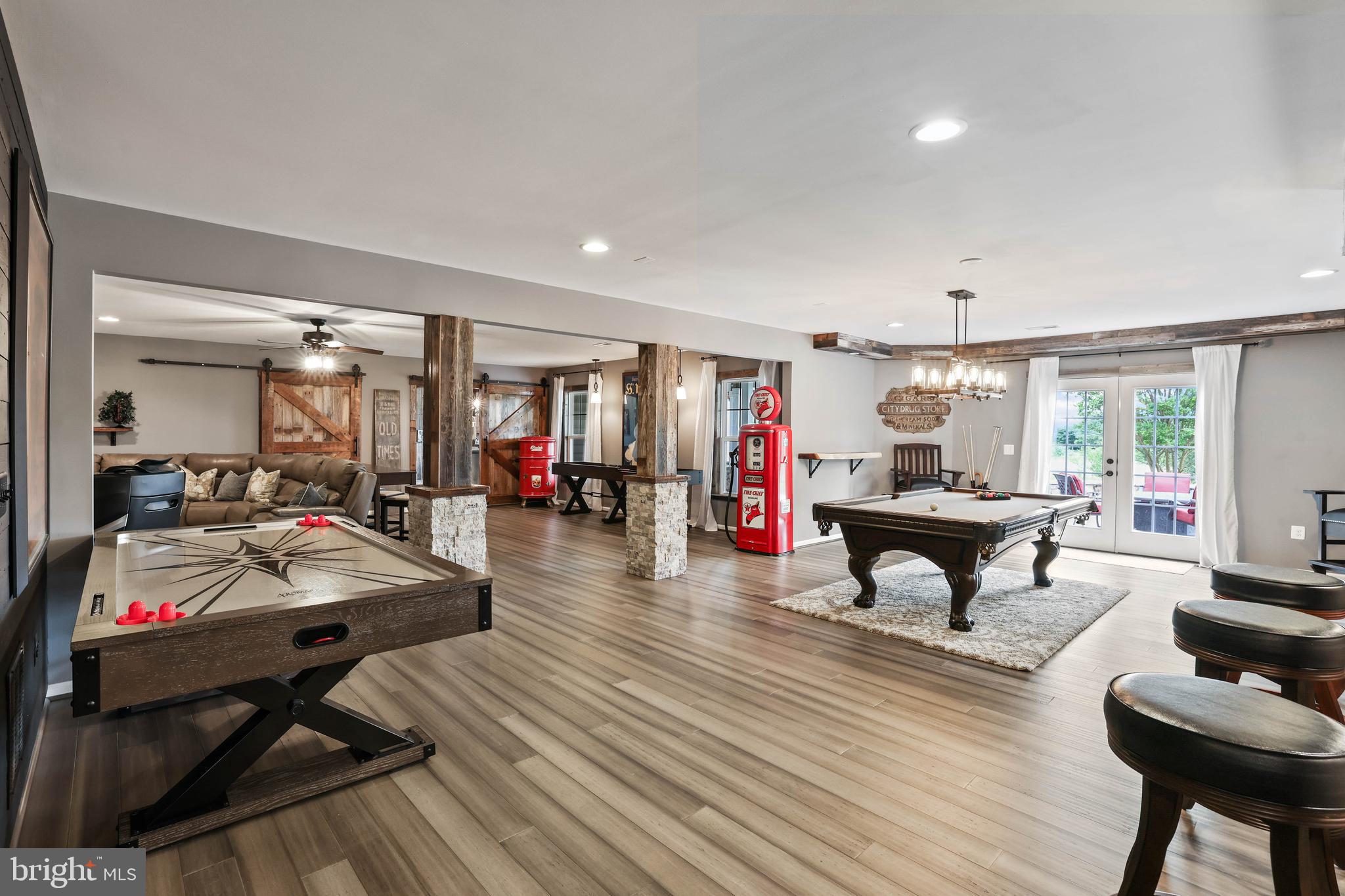 16612 Fox Chase Ct