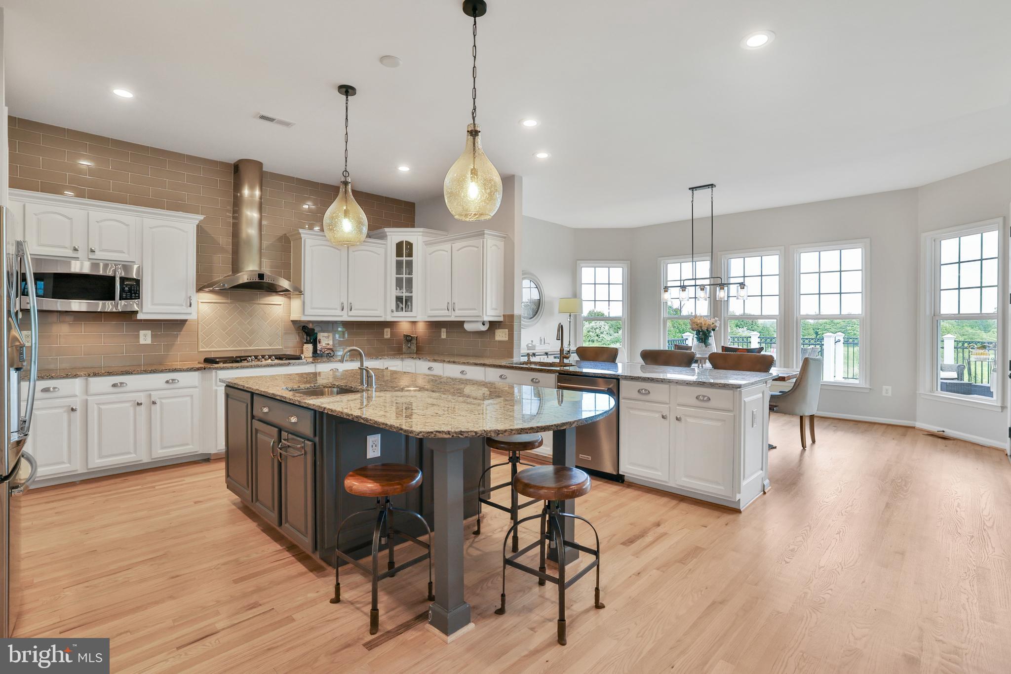 16612 Fox Chase Ct