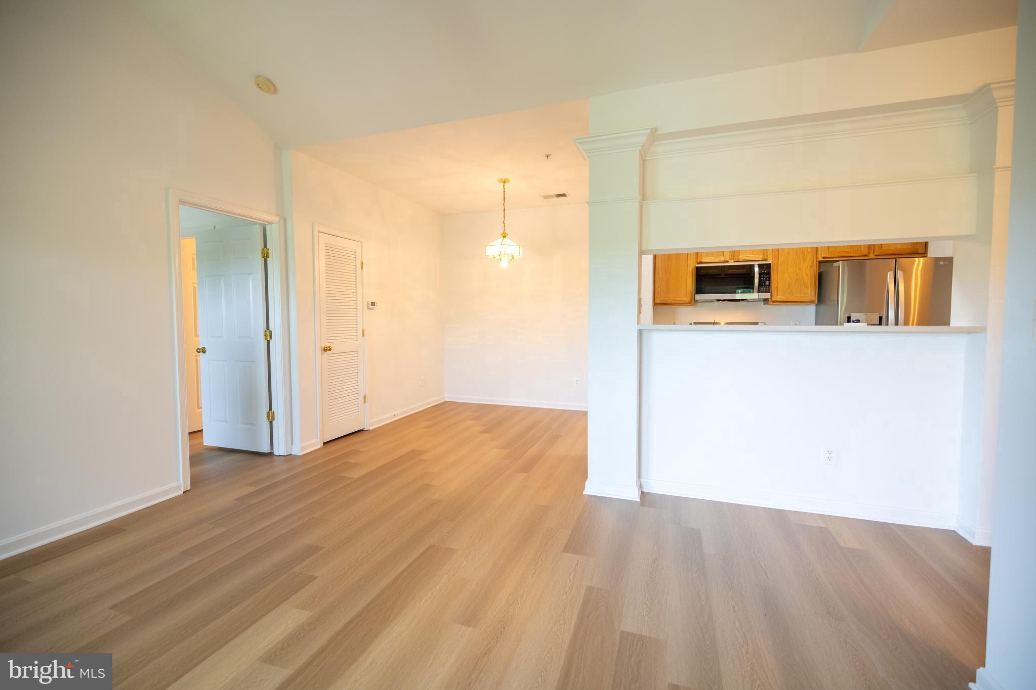 46602 Ellicott Sq #303