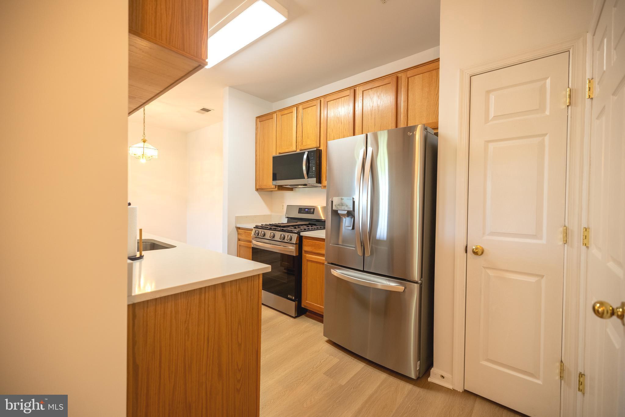 46602 Ellicott Sq #303
