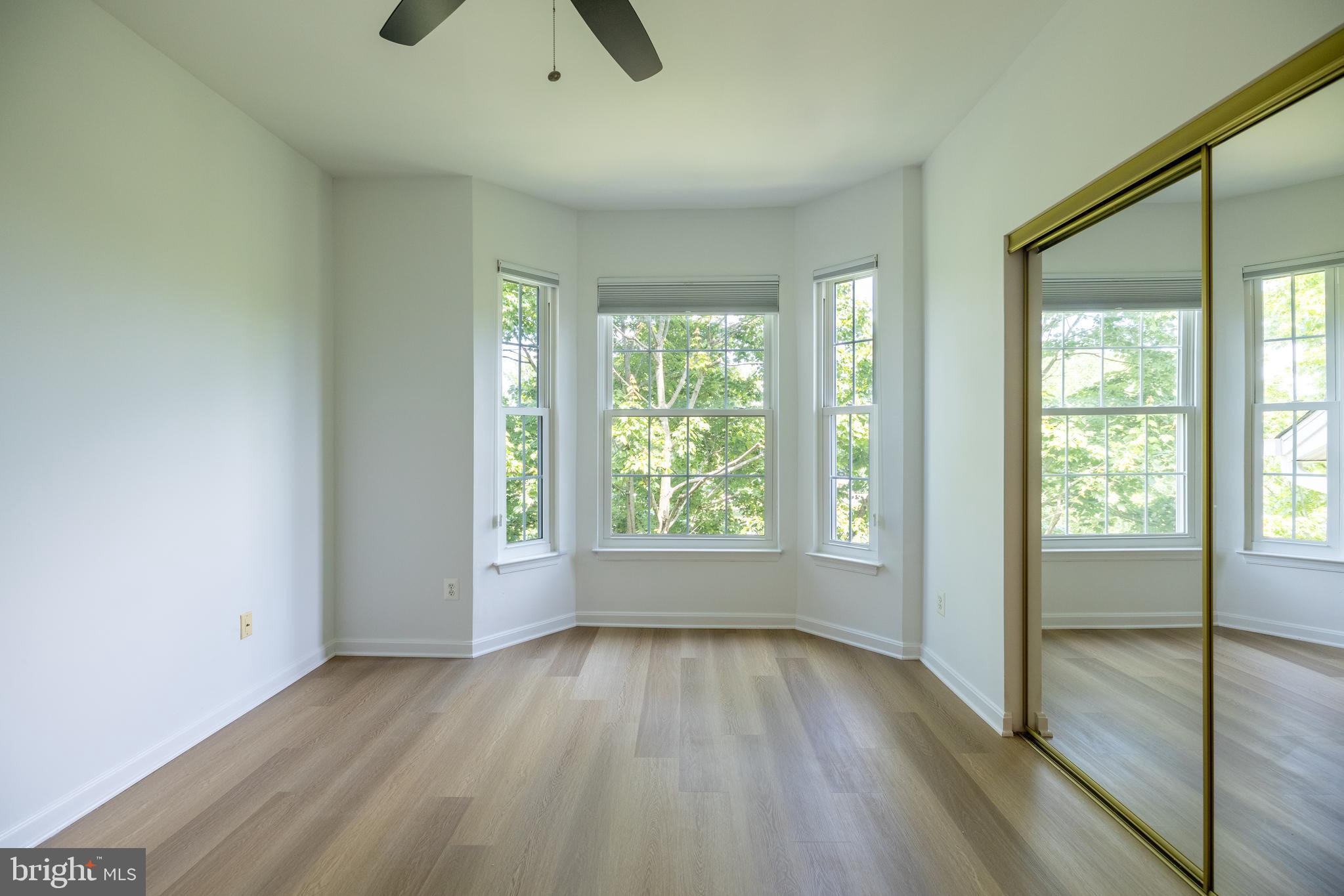 46602 Ellicott Sq #303