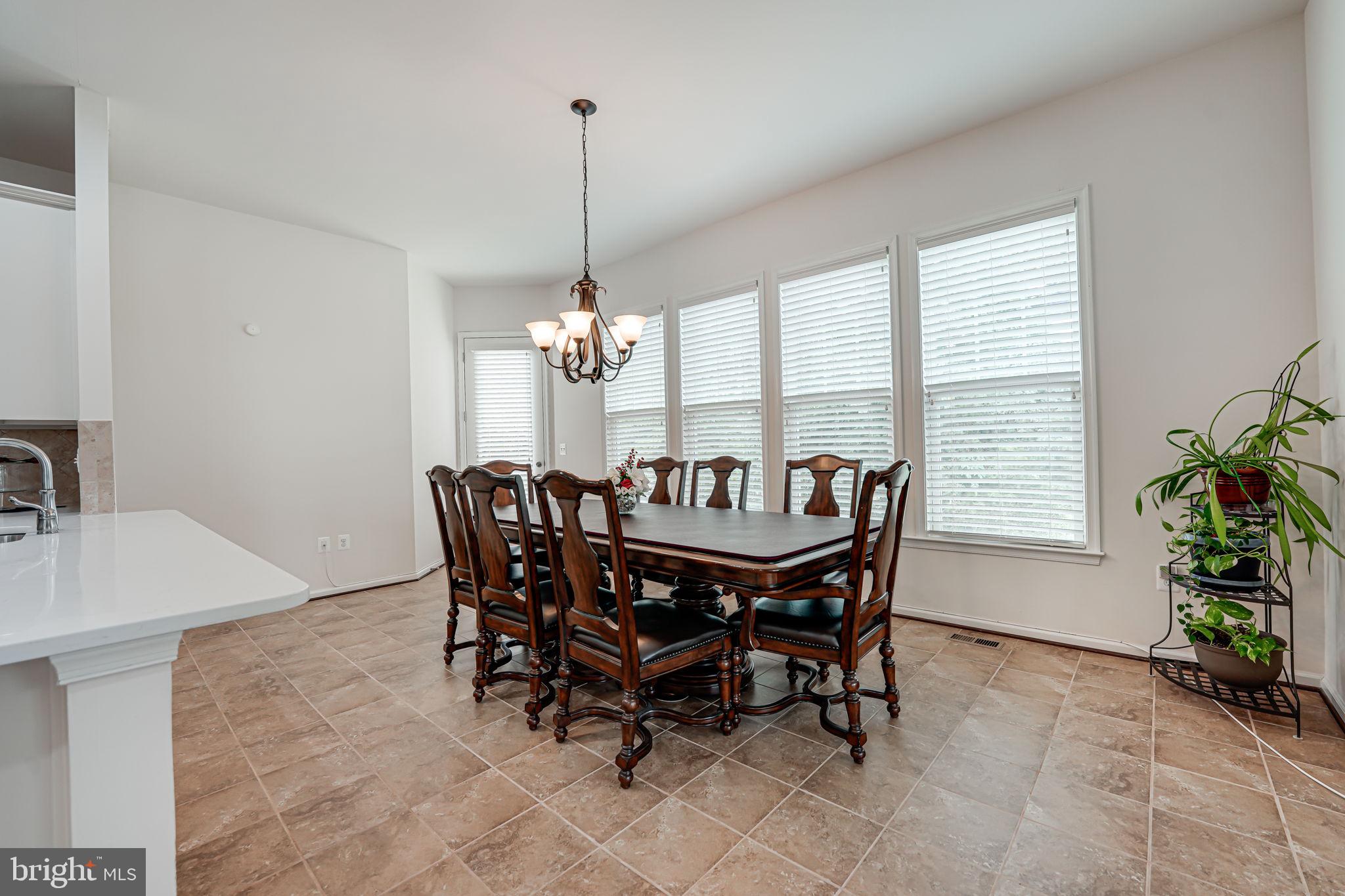 16601 Fox Chase Ct