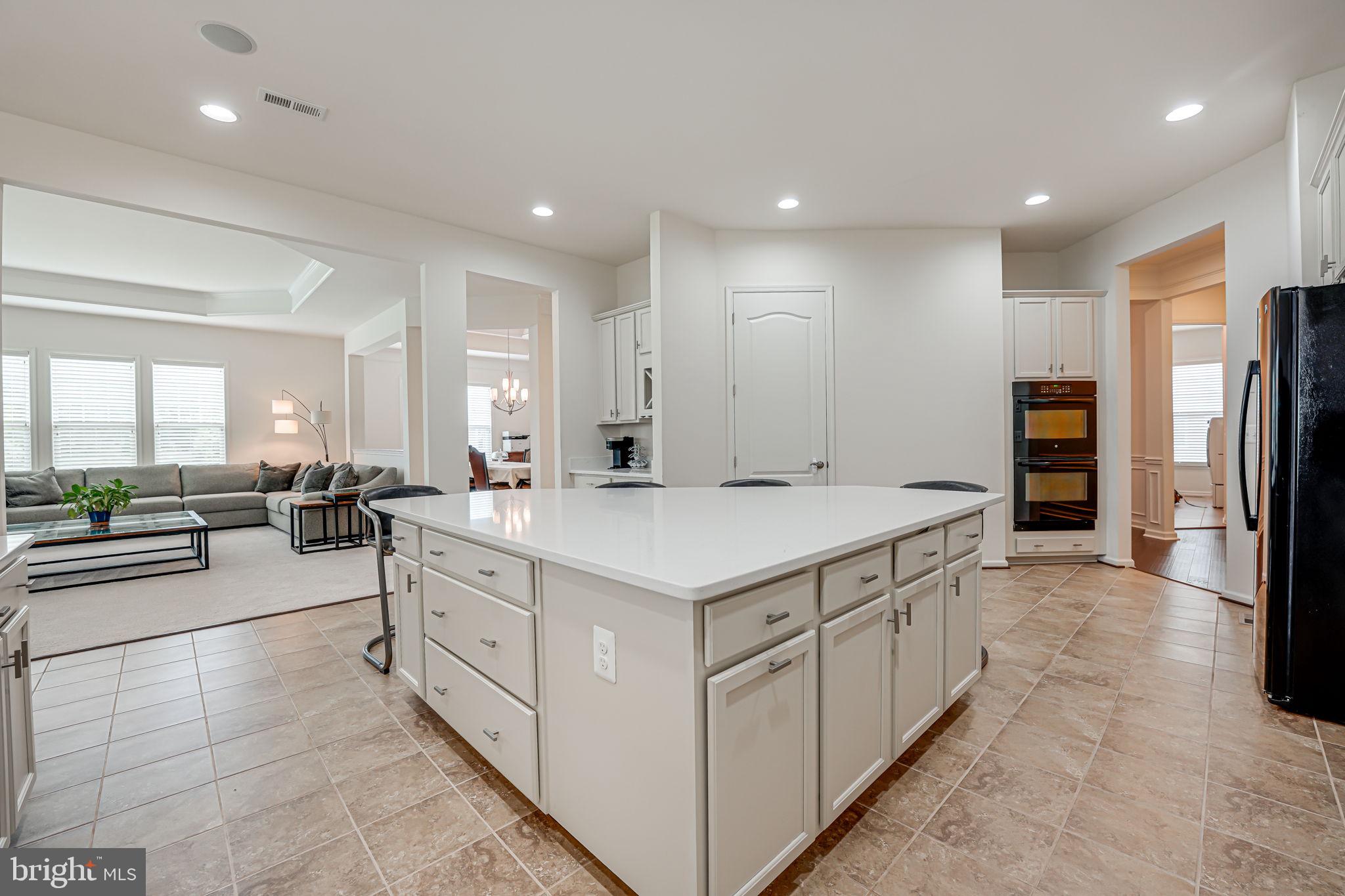 16601 Fox Chase Ct