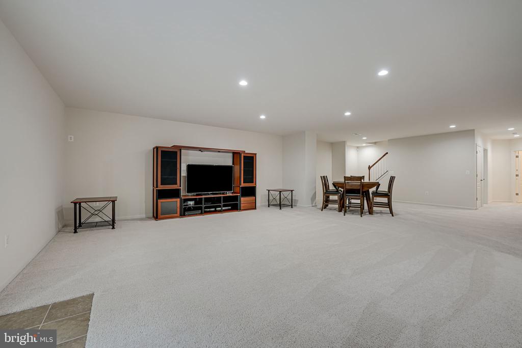 16601 Fox Chase Ct