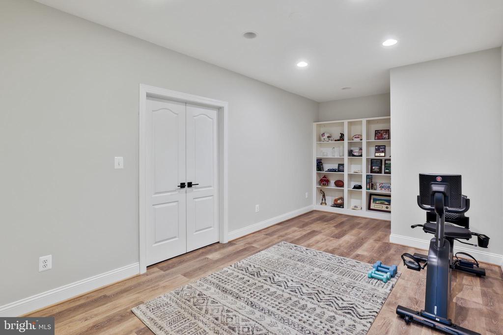 16636 Elk Run Ct