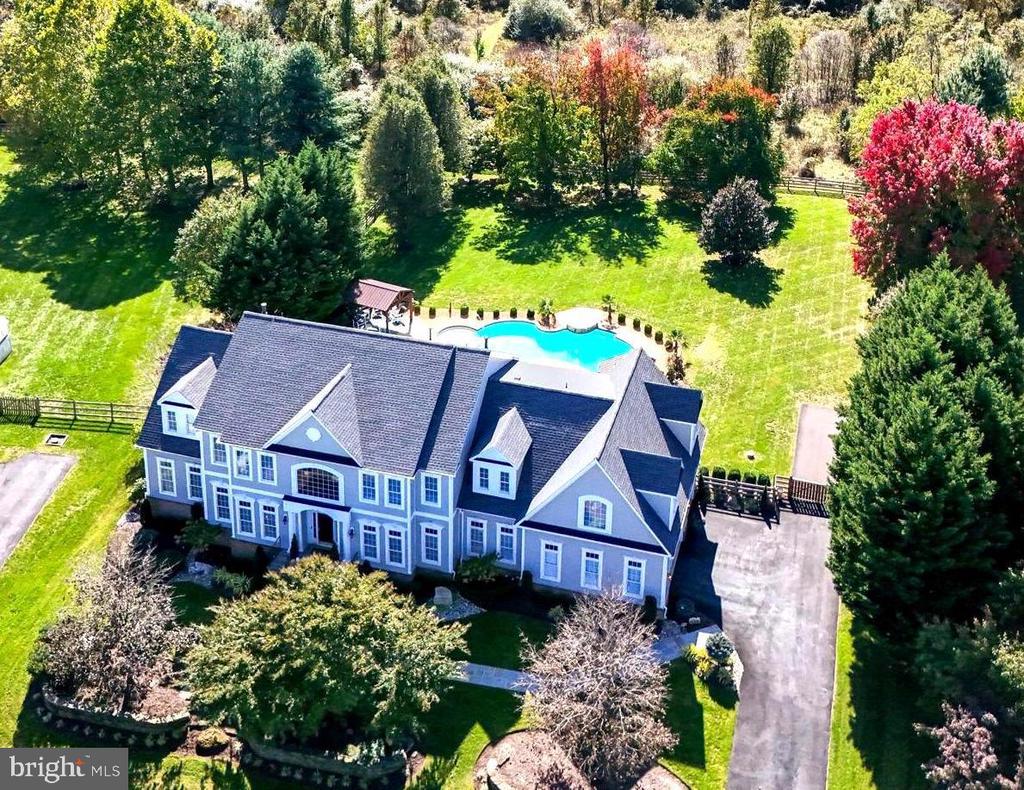 16636 Elk Run Ct