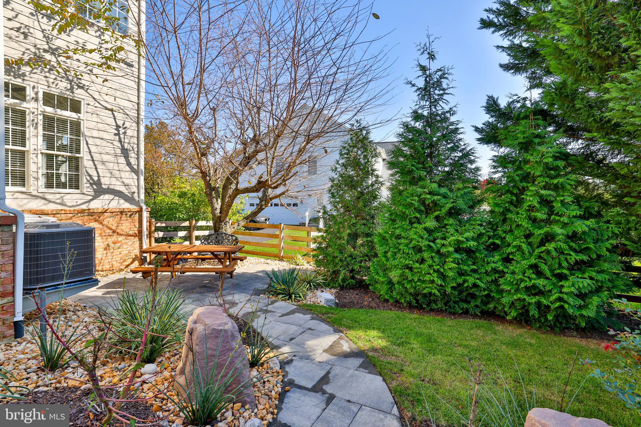 16636 Elk Run Ct