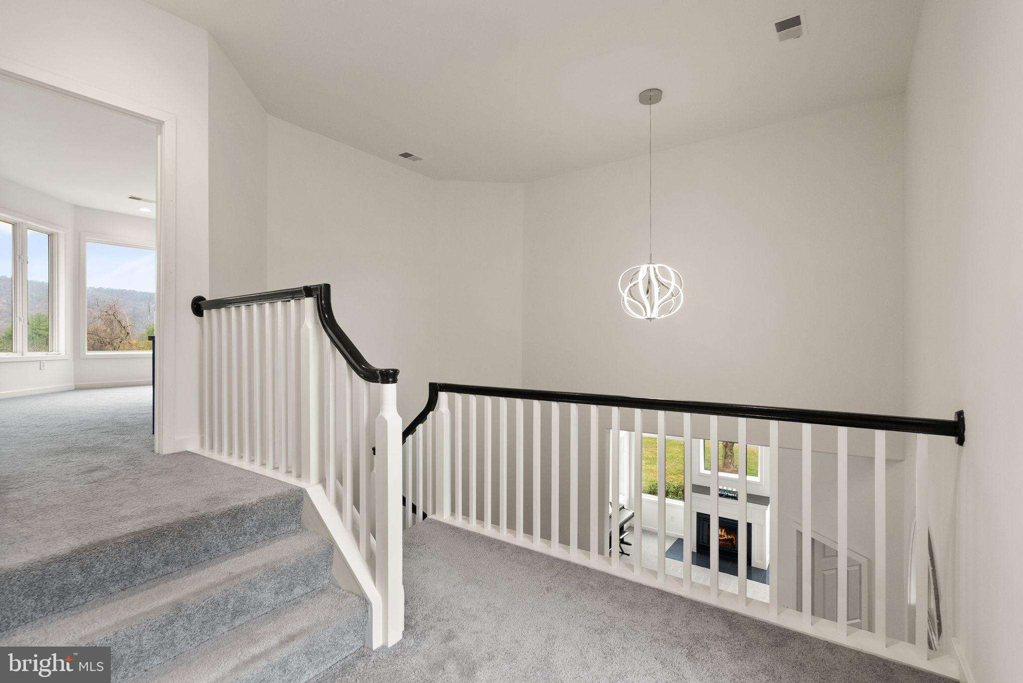 38241 Mountain Air Ln